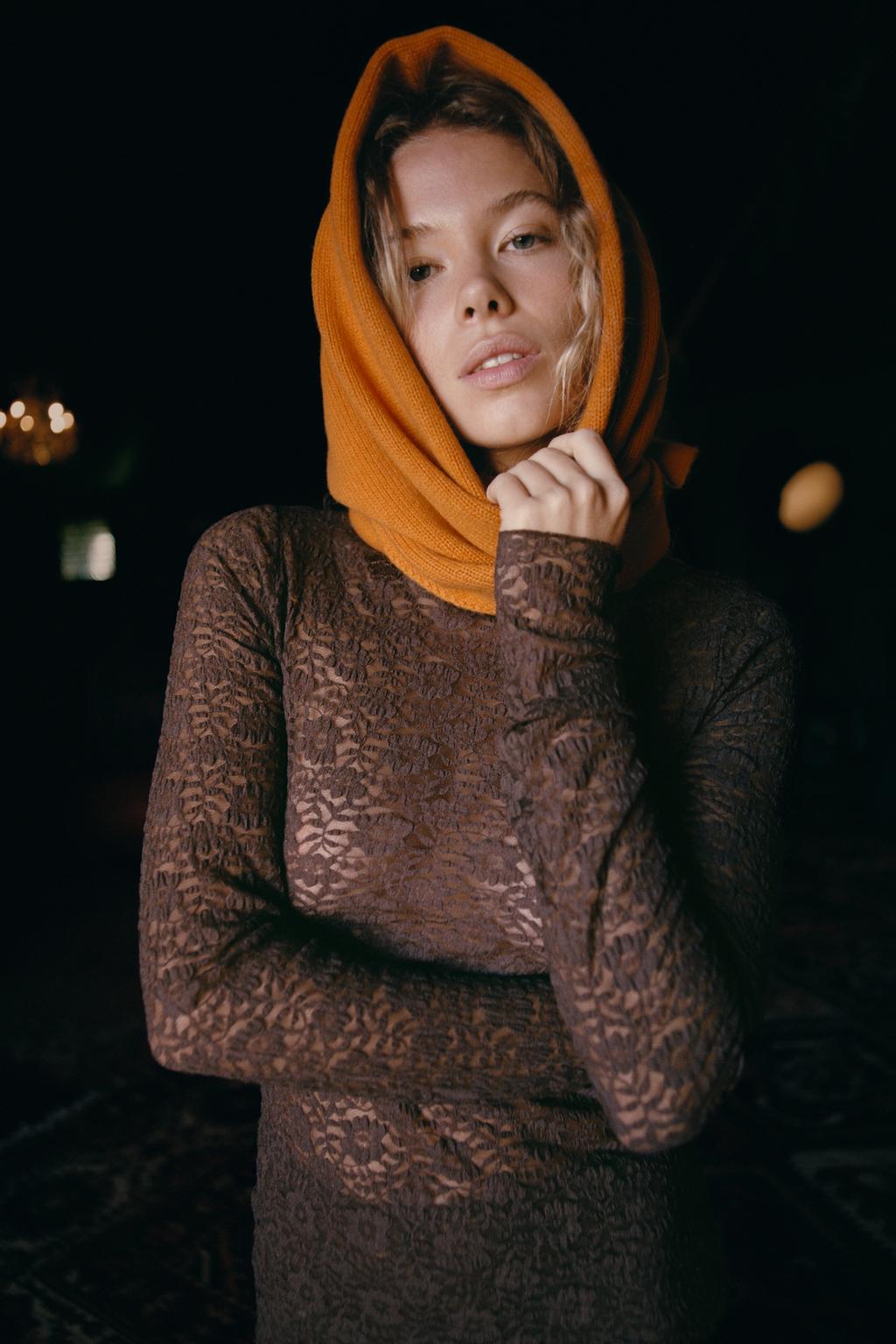 ТРЕУГОЛЬНАЯ БАНДАНА ИЗ 100% ШЕРСТИ