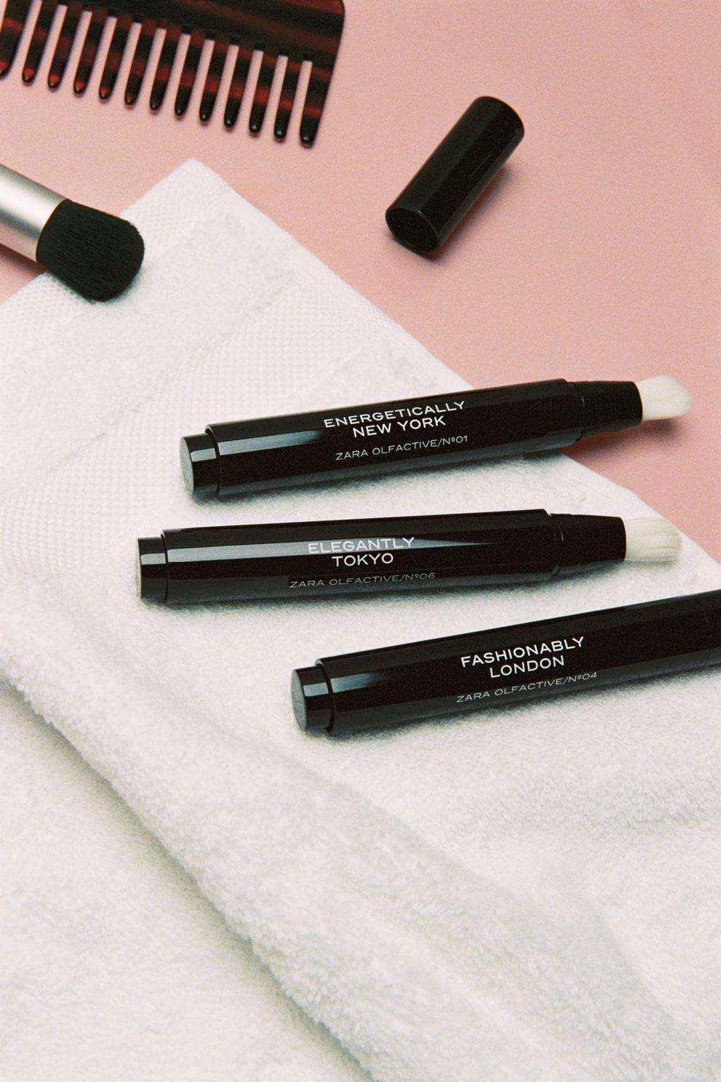 Набор кистей для городов с яркими цветами 3х 7мл (0,23 fl.oz).