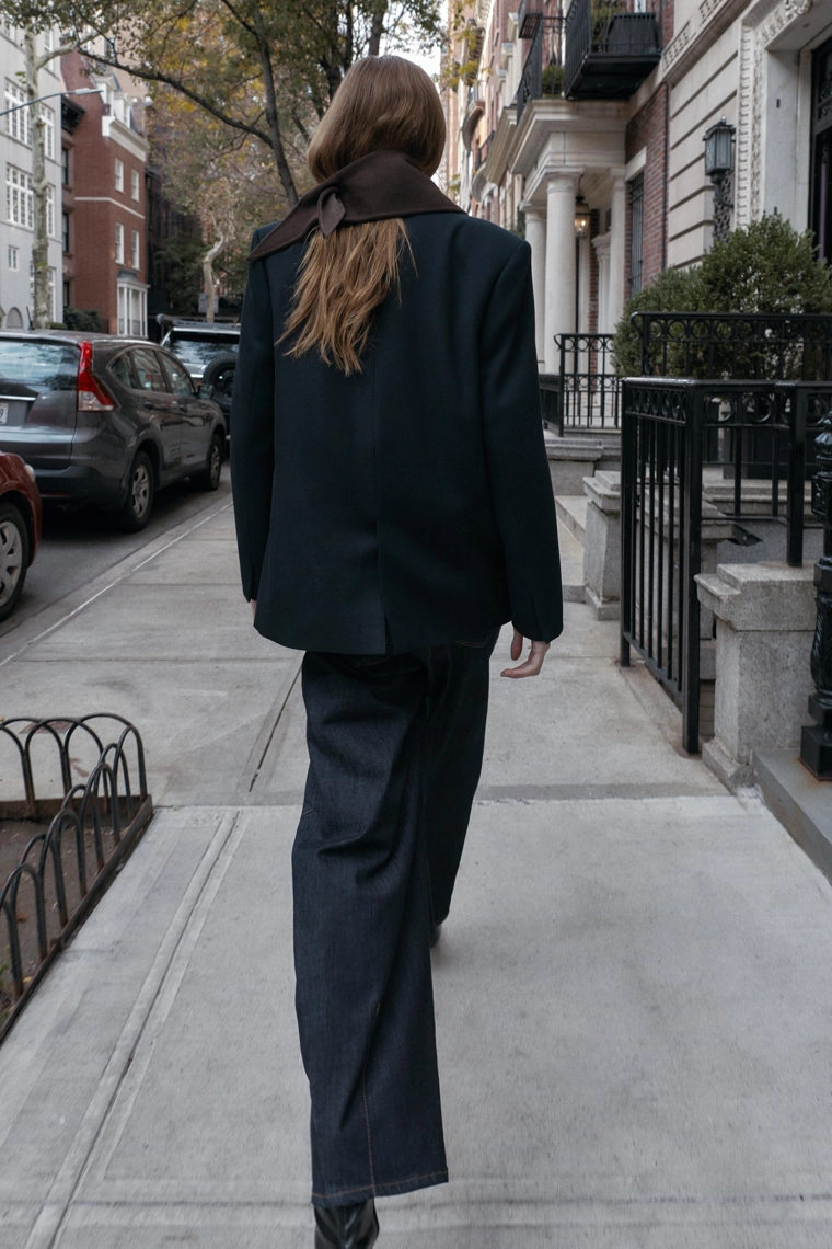 Большой твидовый блейзер с двубортной застежкой