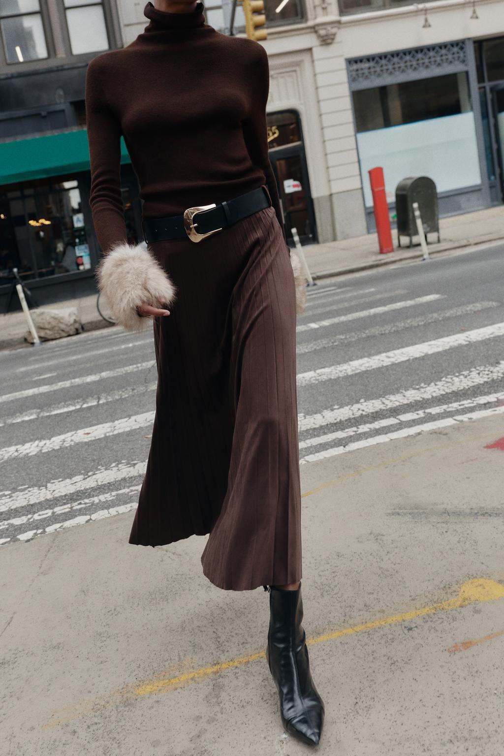 ПЛИССИРОВАННАЯ ЮБКА МИДИ ИЗ ИСКУССТВЕННОЙ ЗАМШИ С РЕМНЕМ