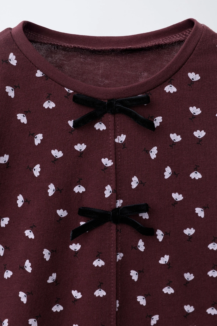 Футболка с цветочным принтом и бархатным бантом