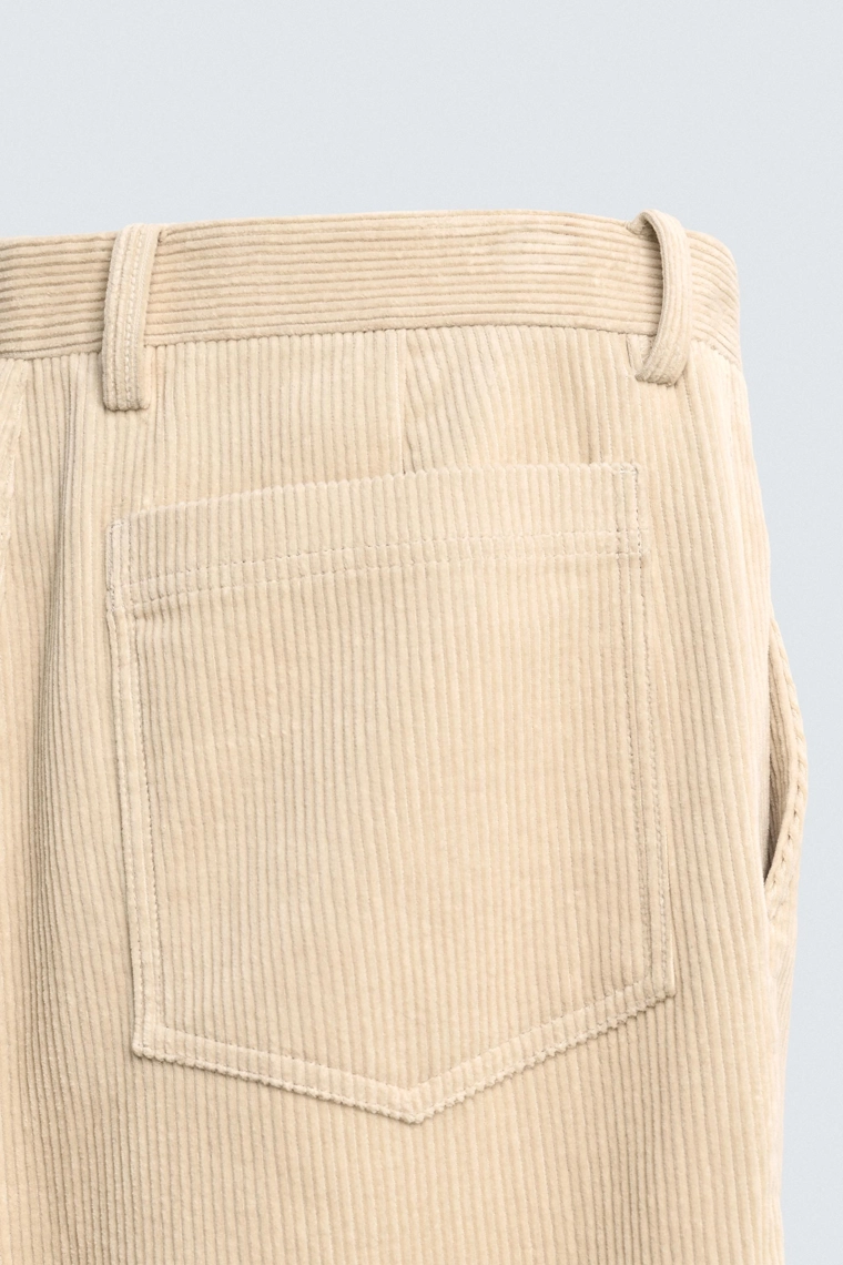 Брюки с регулярной посадкой из вельвета