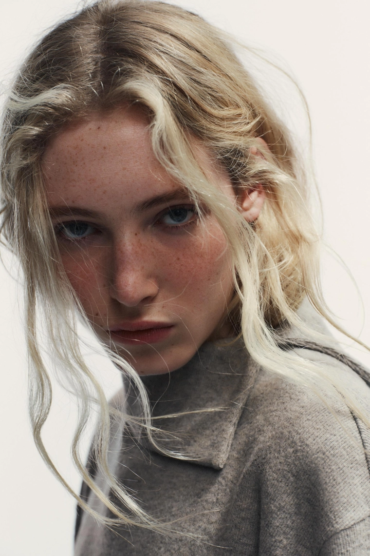 Мягкий свитер