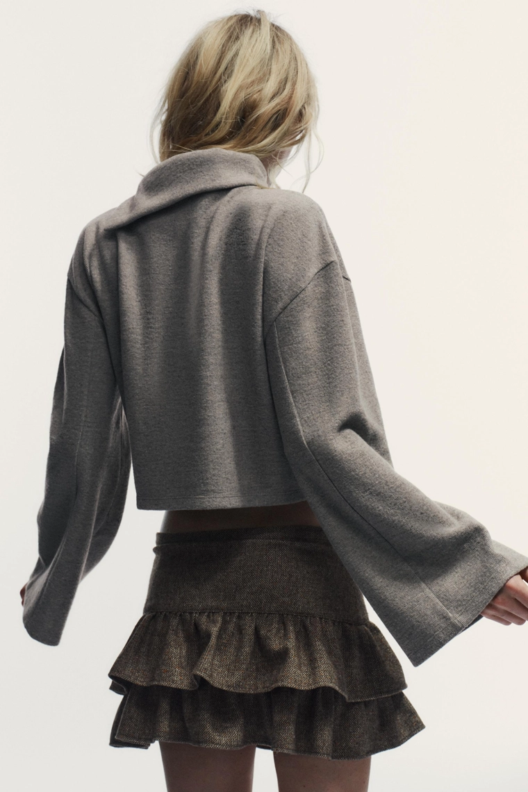 Мягкий свитер