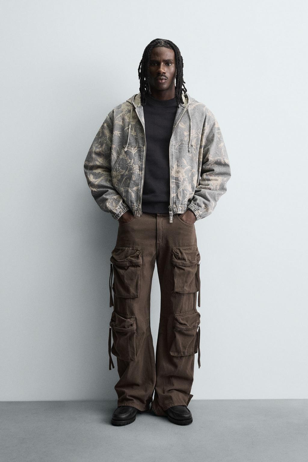 Джинсовая куртка с абстрактным принтом