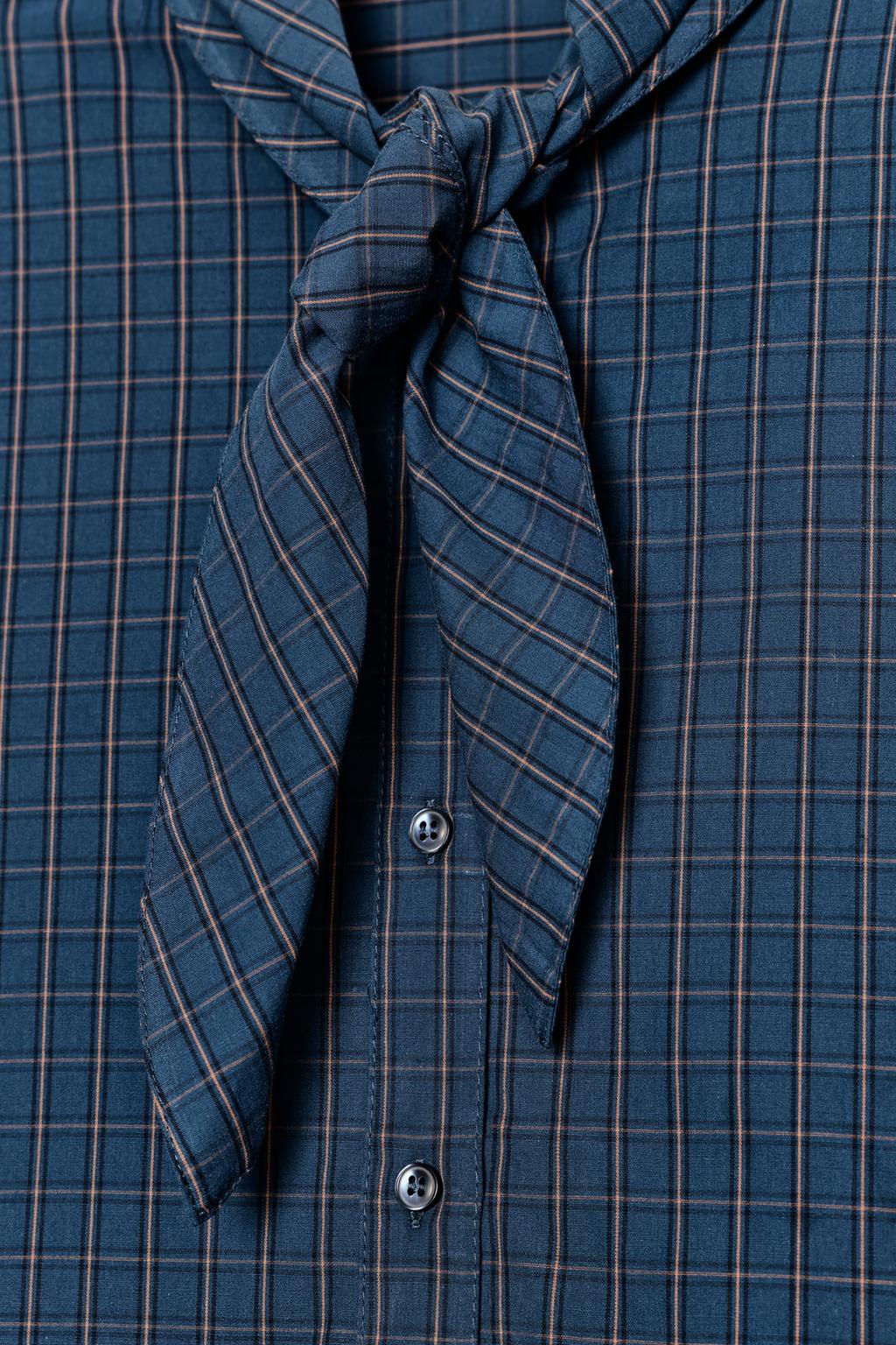 ХЛОПКОВАЯ РУБАШКА В КЛЕТКУ С ШАРФОМ