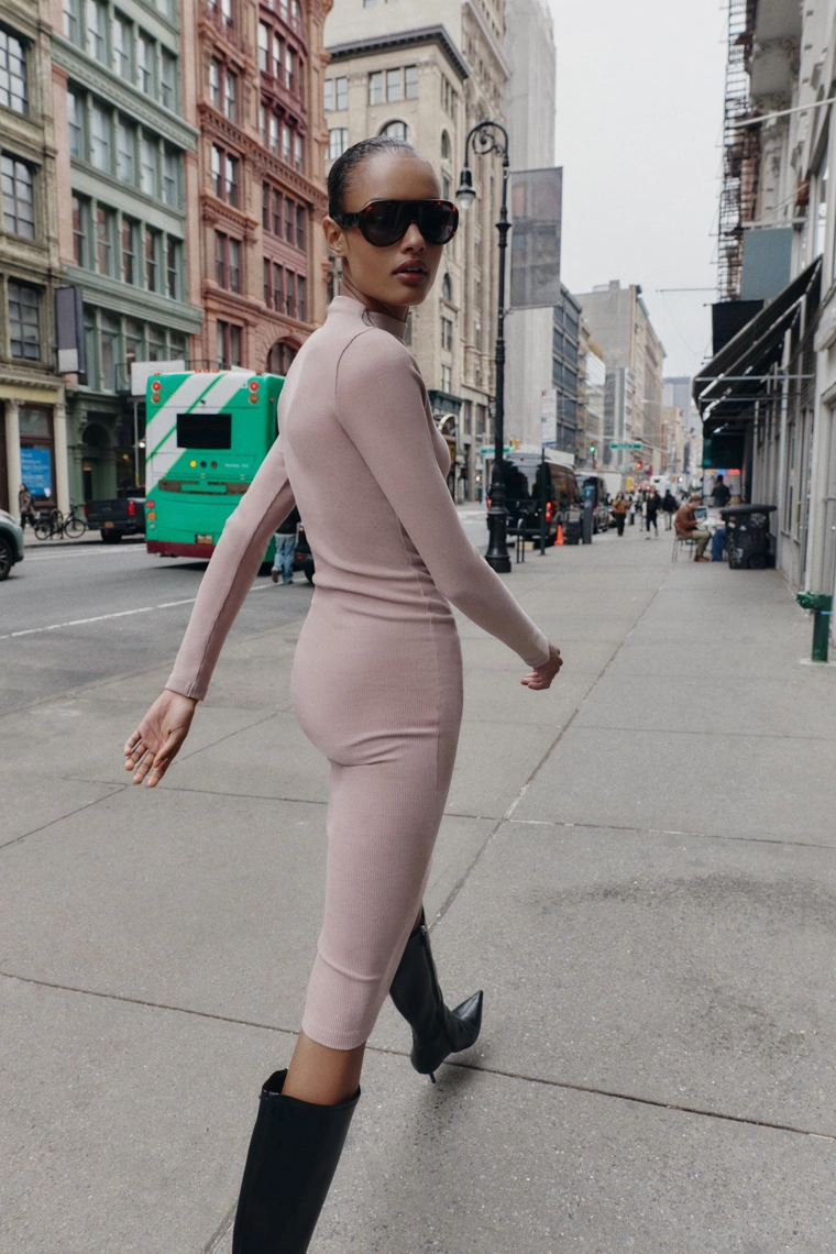 Платье миди с ребристым узором