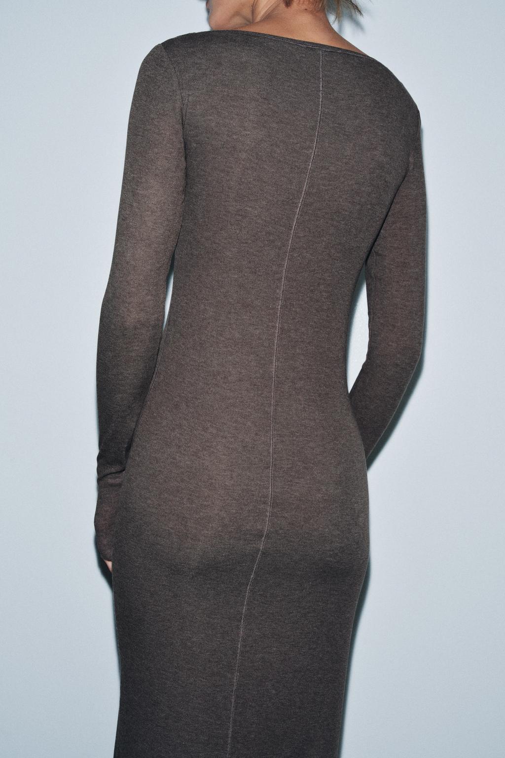 ДЛИННОЕ ПЛАТЬЕ С ДЛИННЫМИ РУКАВАМИ