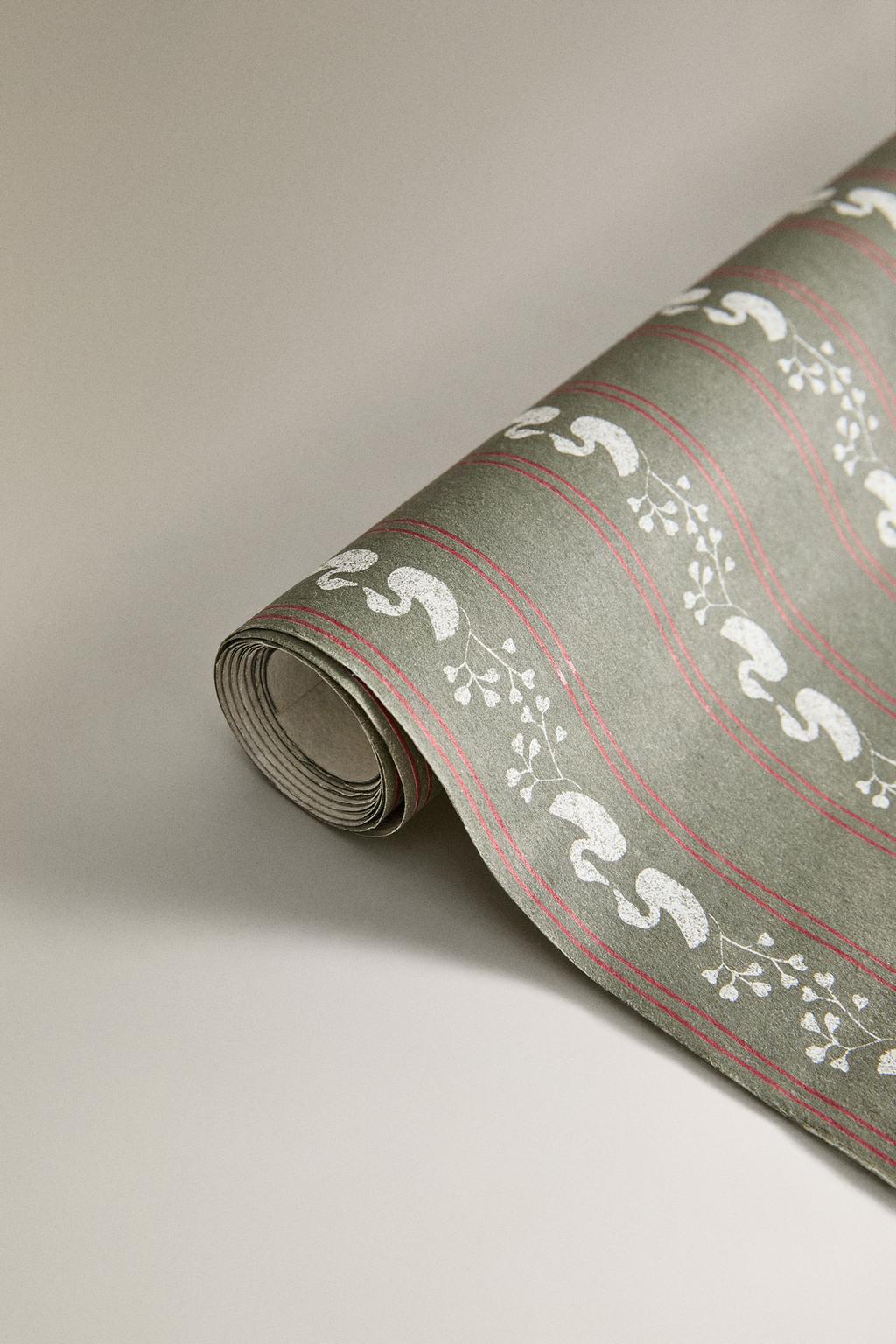 Бумага для упаковки подарков с утенком на рождество