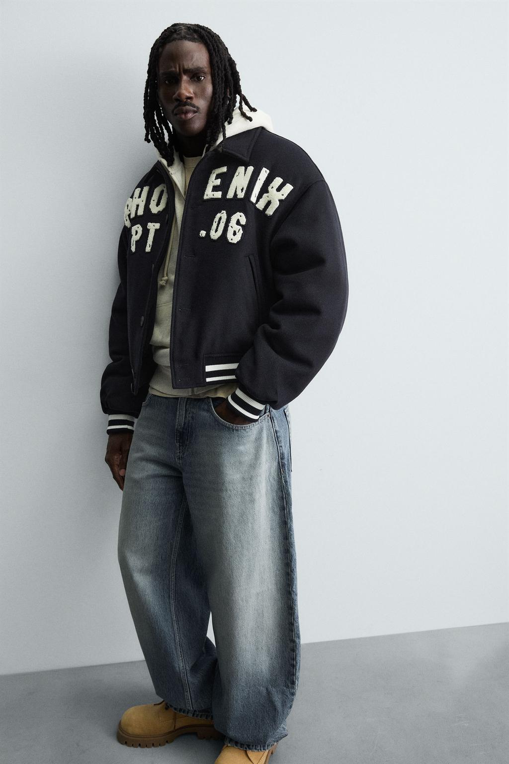 УТЕПЛЕННЫЙ БОМБЕР С НАШИВКАМИ