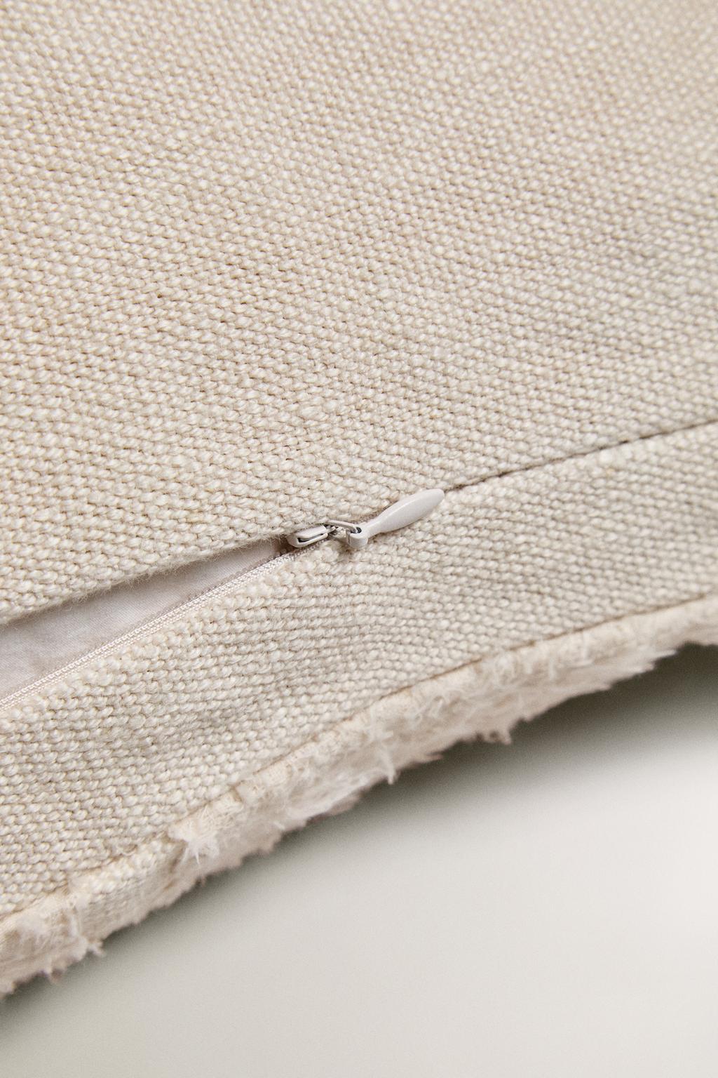 Подушка с вышивкой