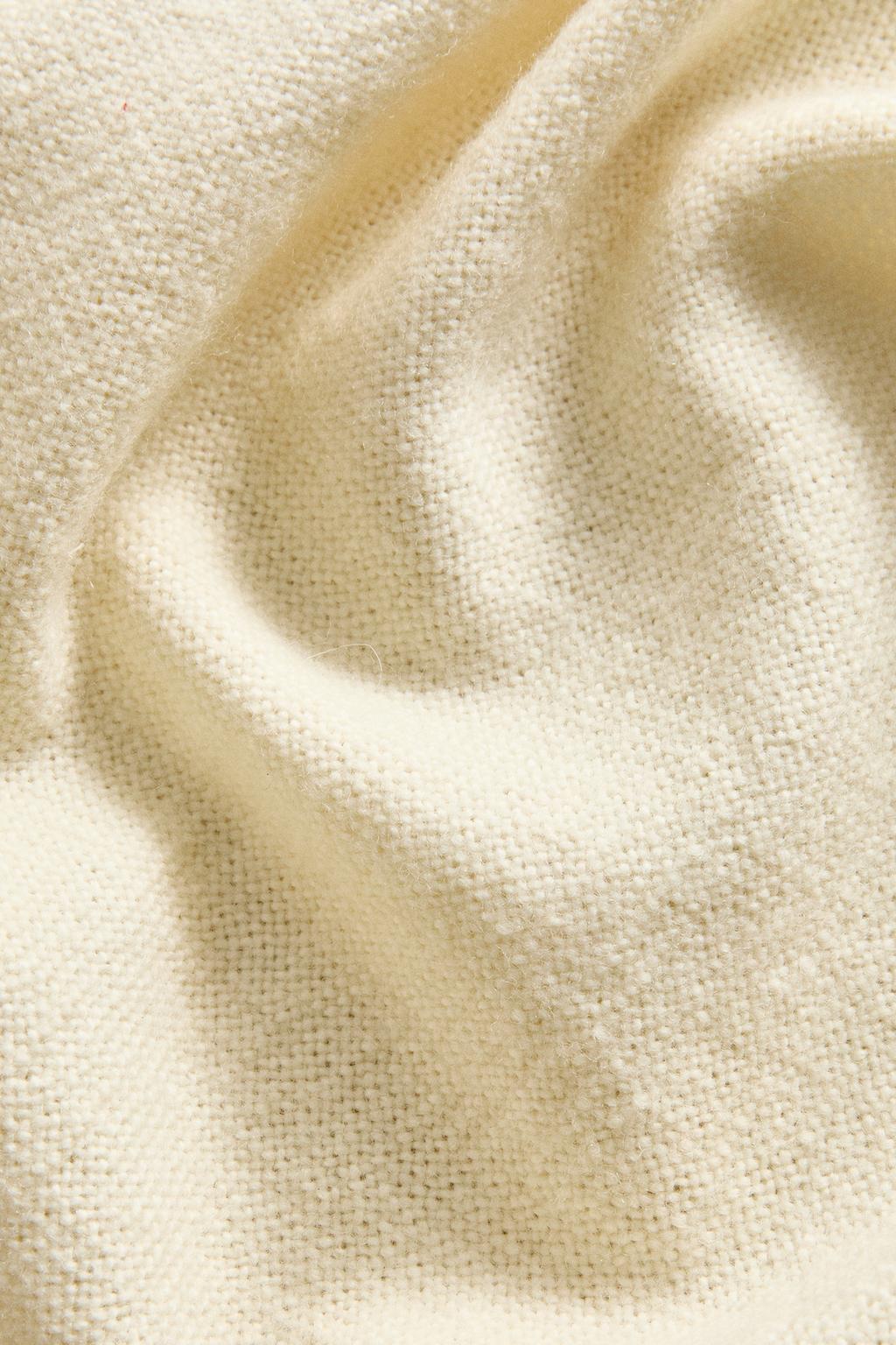 Плед с мягкой бахромой