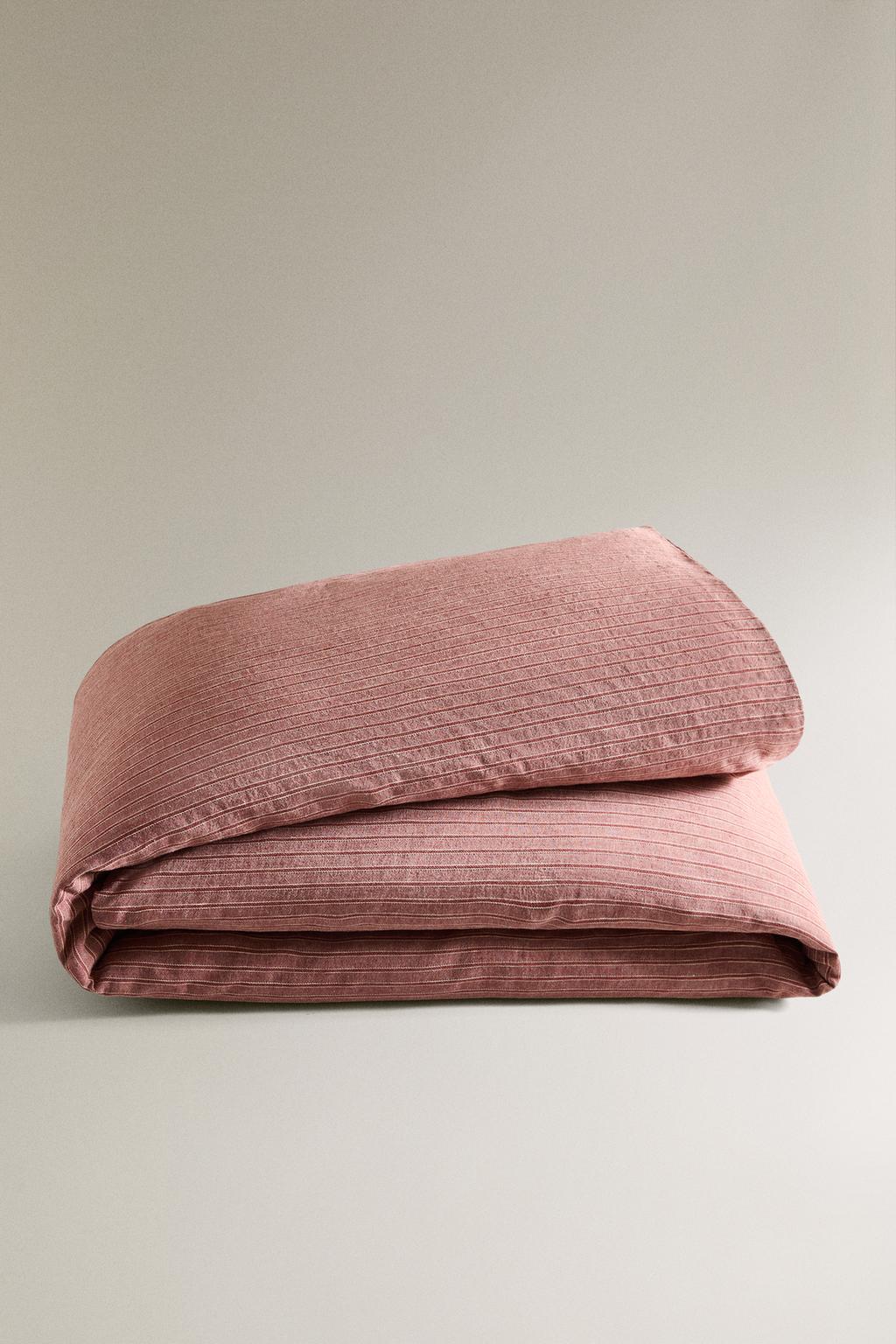 Детское покрывало на подушку с рождественской полоской