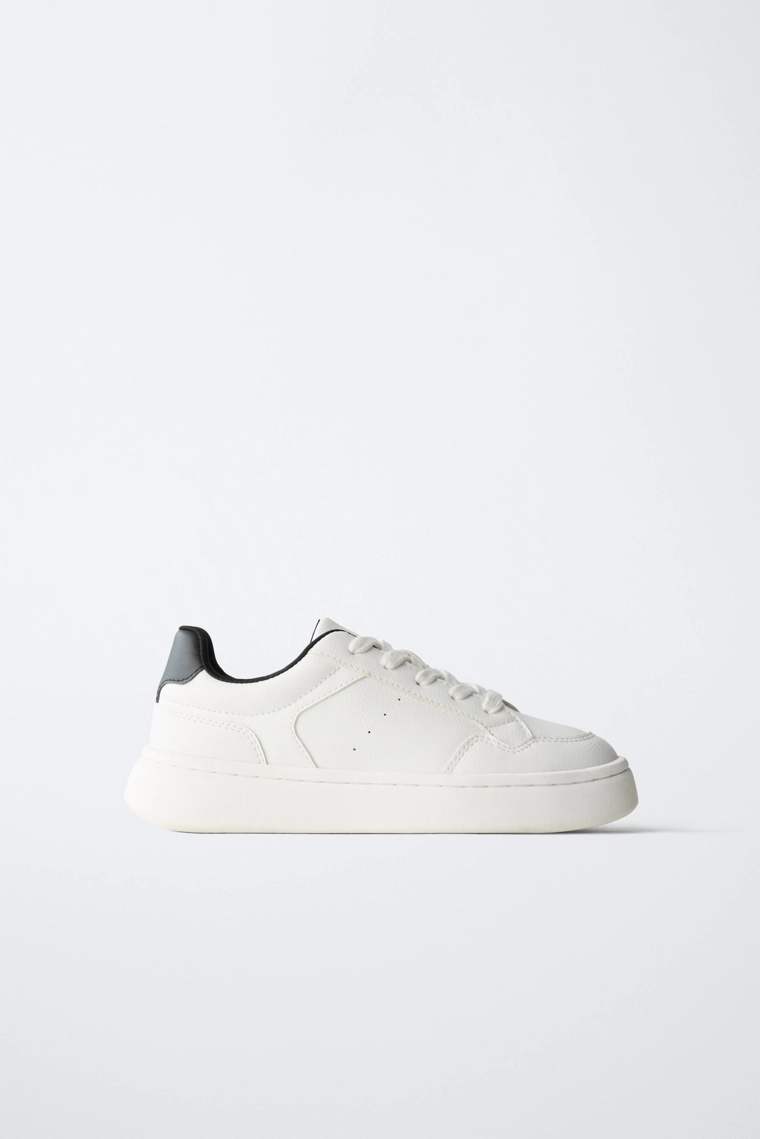 КЕДЫ НА УТОЛЩЕННОЙ ПОДОШВЕ