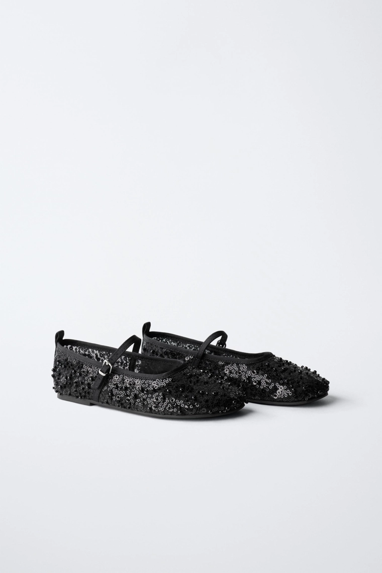 БАЛЕТКИ С ПРЯЖКОЙ И ЖЕМЧУЖИНАМИ