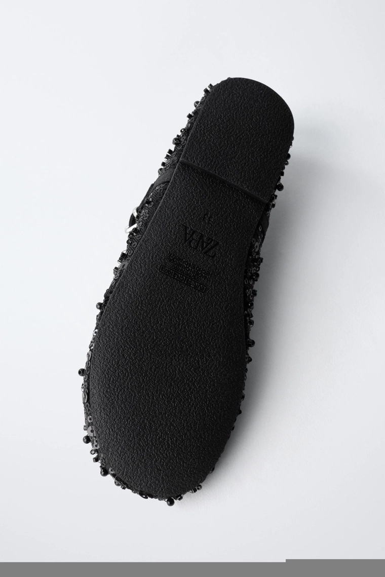 БАЛЕТКИ С ПРЯЖКОЙ И ЖЕМЧУЖИНАМИ