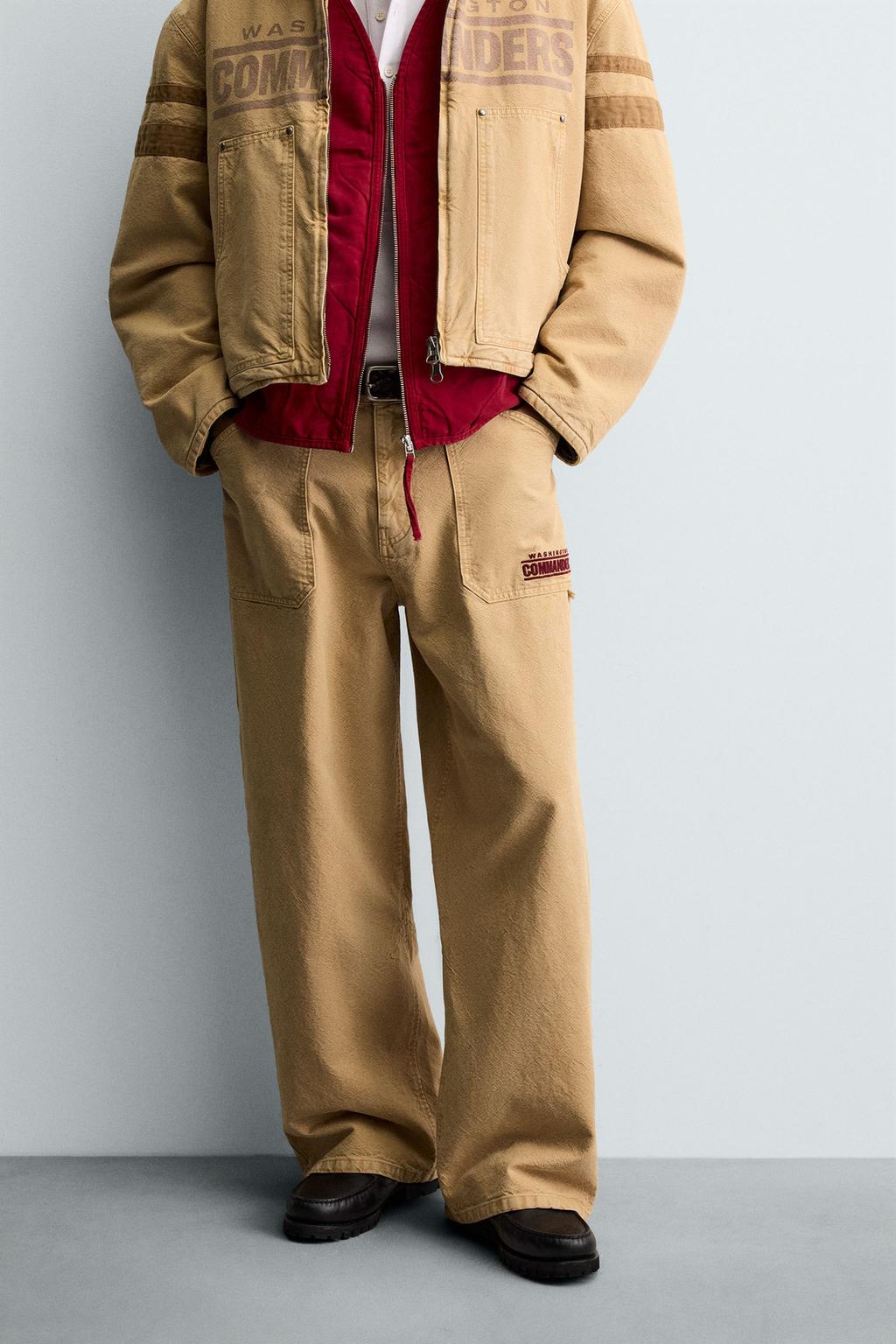 МЕШКОВАТЫЕ БРЮКИ С ВЫШИТОЙ НАШИВКОЙ NFL WASHINGTON COMMANDERS