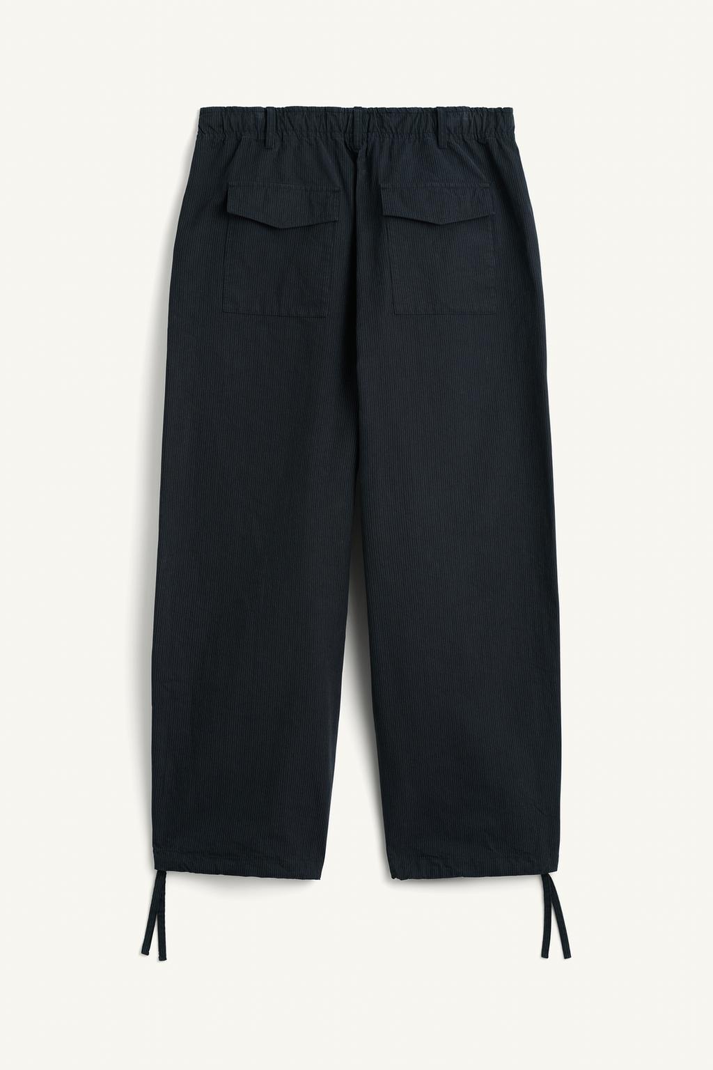 Брюки свободного кроя с карманами