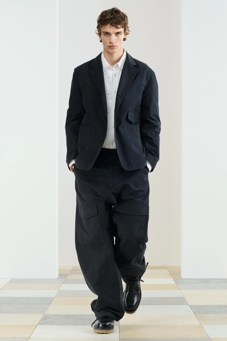 Брюки свободного кроя с карманами