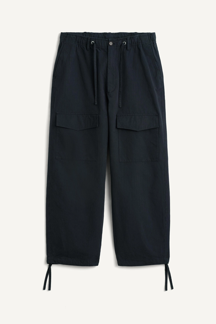 Брюки свободного кроя с карманами