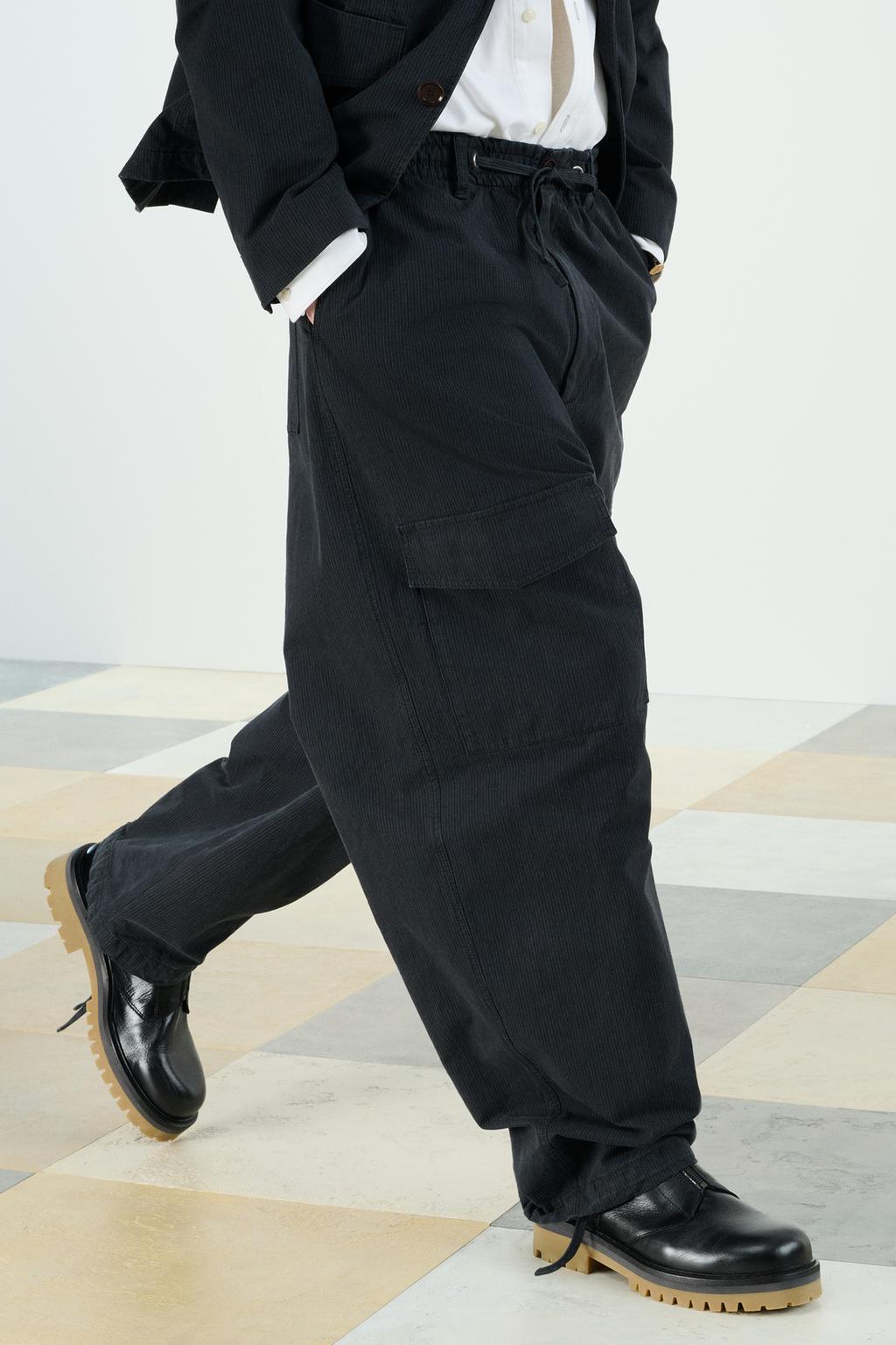 Брюки свободного кроя с карманами