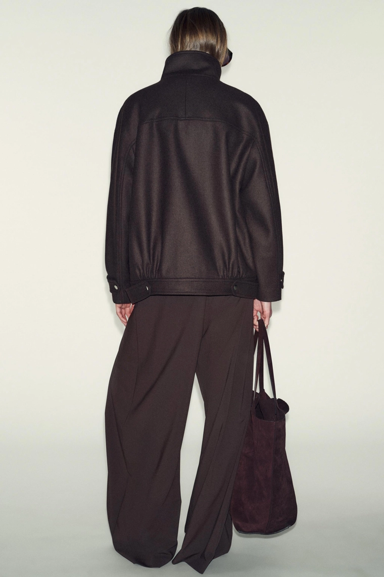 БОМБЕР ИЗ ШЕРСТИ С ВЫСОКИМ ВОРОТНИКОМ