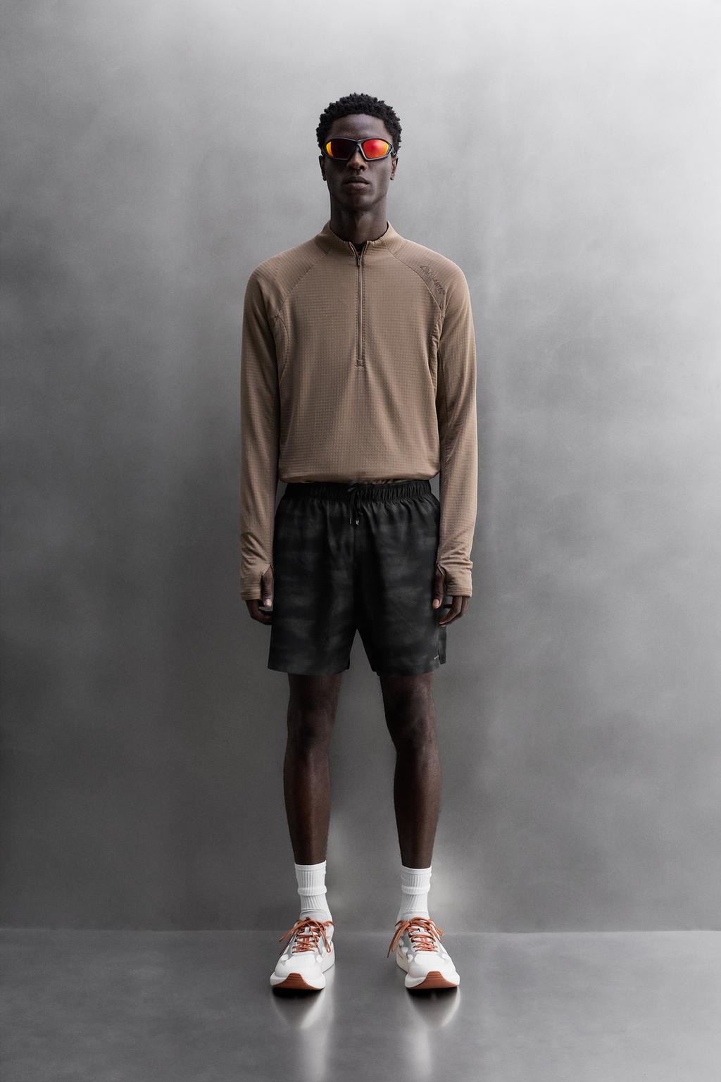 ПЕРФОРИРОВАННЫЕ ШОРТЫ ДЛЯ БЕГА