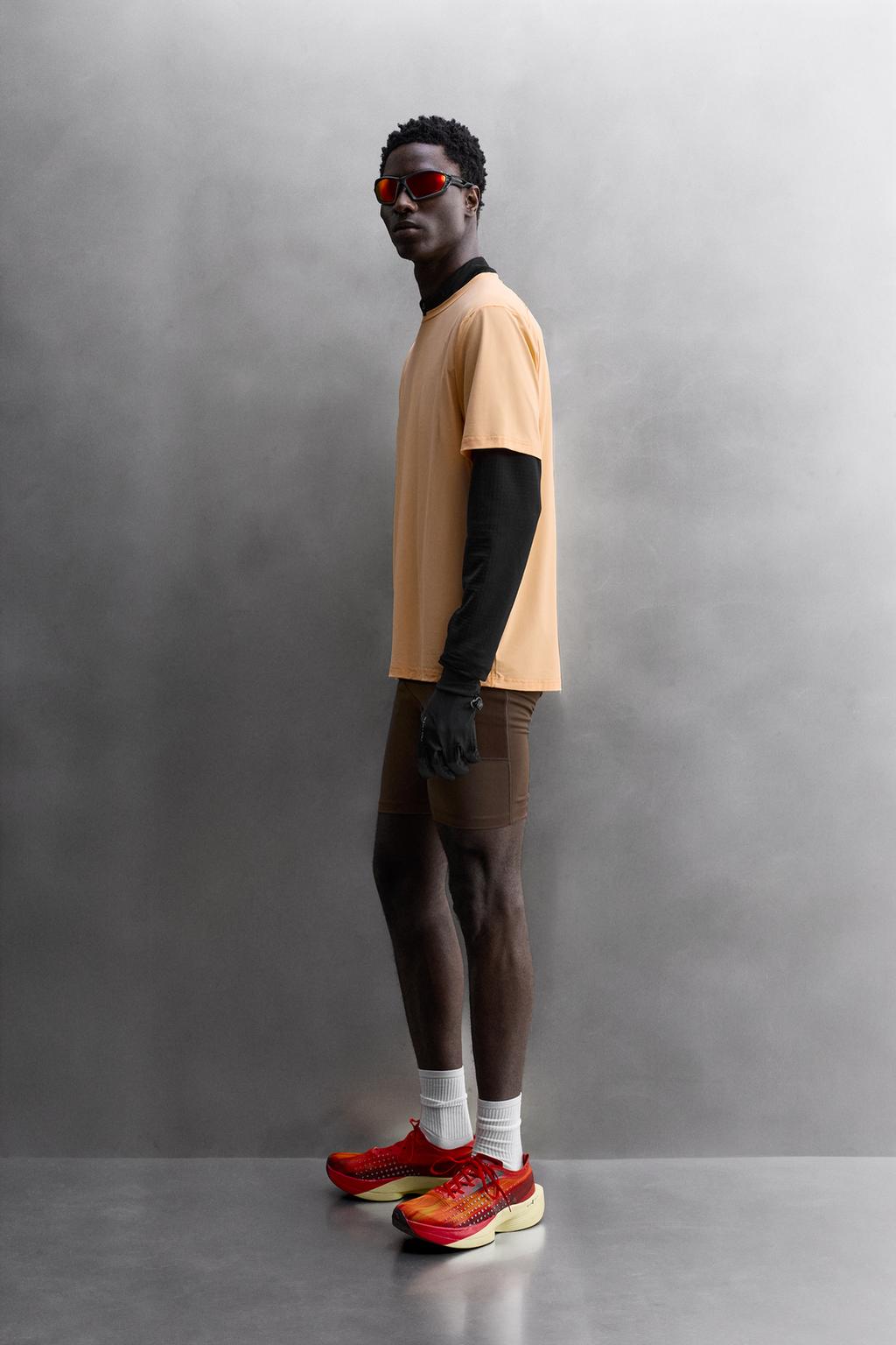 ФУТБОЛКА С КОРОТКИМ РУКАВОМ ДЛЯ БЕГА