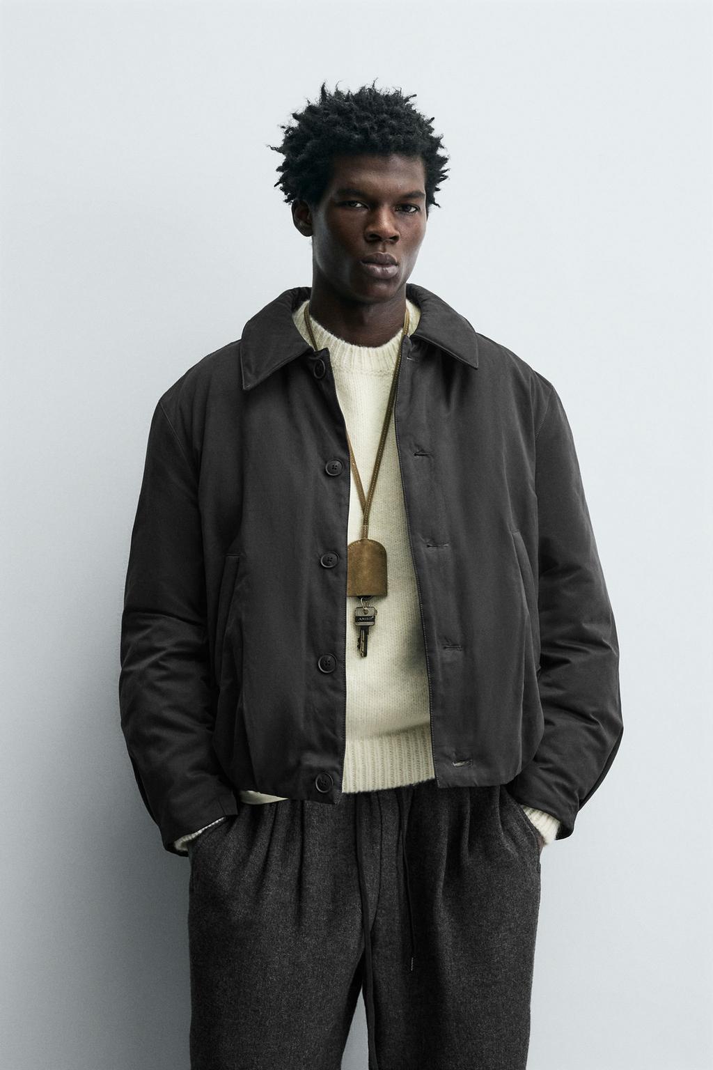 УКОРОЧЕННАЯ СТЕГАНАЯ КУРТКА