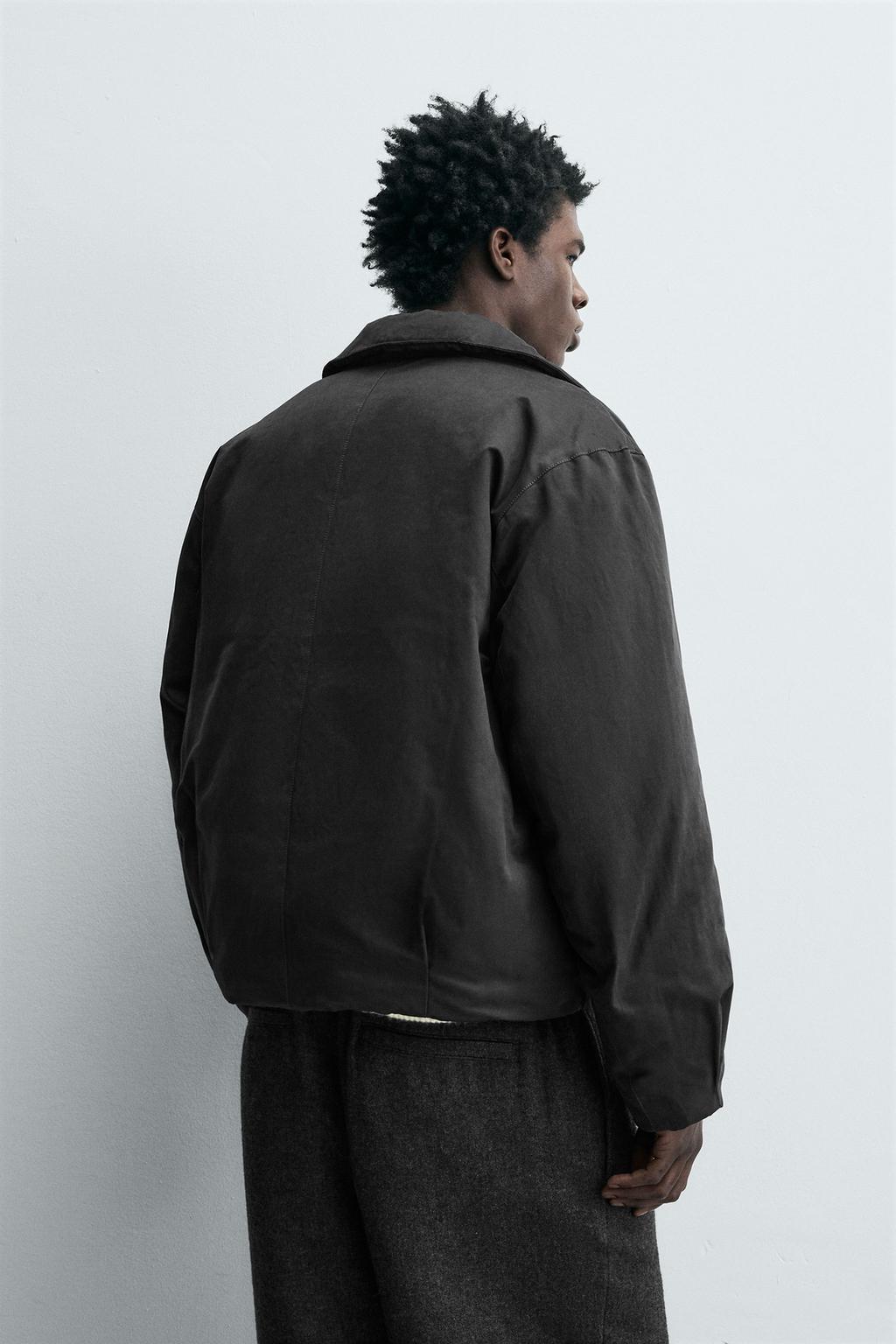 УКОРОЧЕННАЯ СТЕГАНАЯ КУРТКА