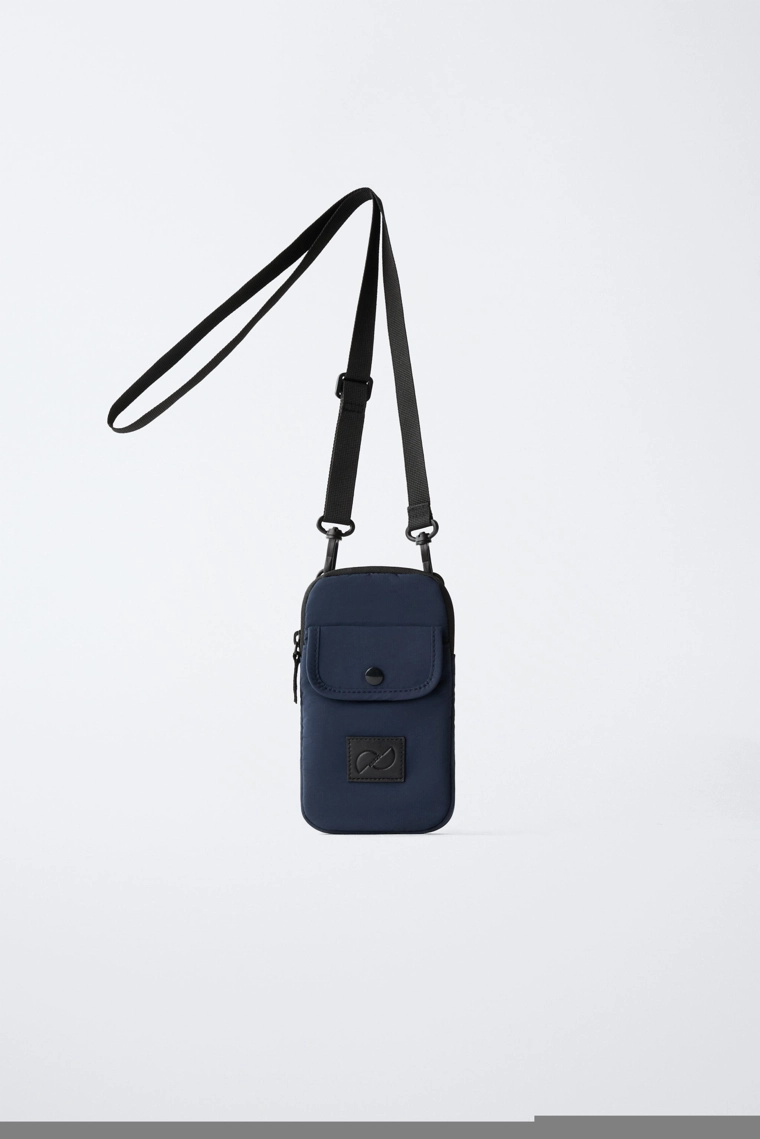 БАЗОВЫЙ ЧЕХОЛ ДЛЯ МОБИЛЬНОГО ТЕЛЕФОНА