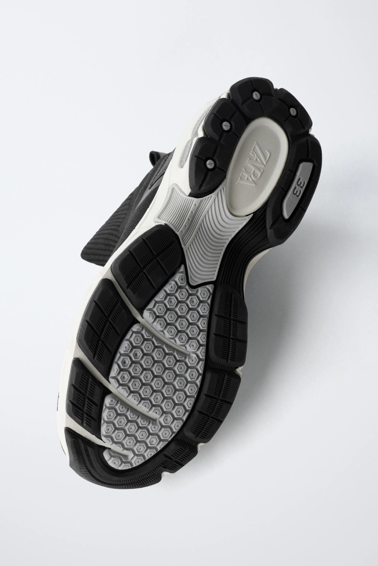 ВЫСОКИЕ КРОССОВКИ-НОСКИ