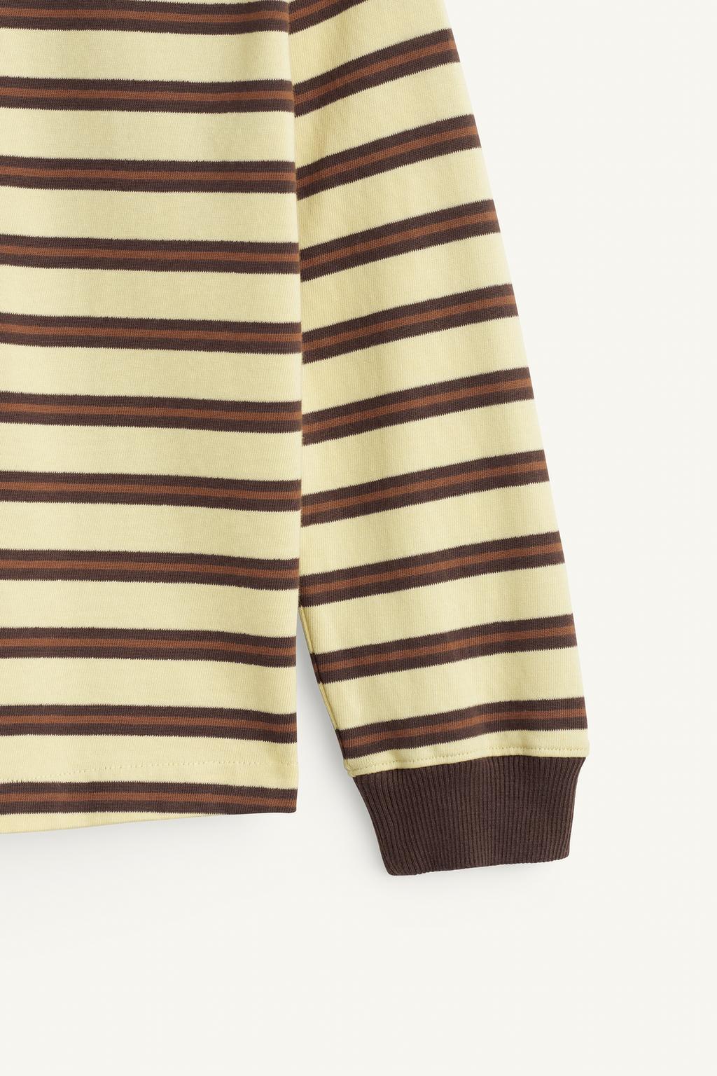 Полосатая футболка 15