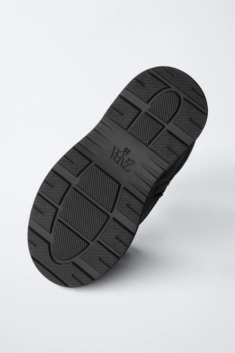 Нейлоновые ботинки с водоотталкивающим покрытием