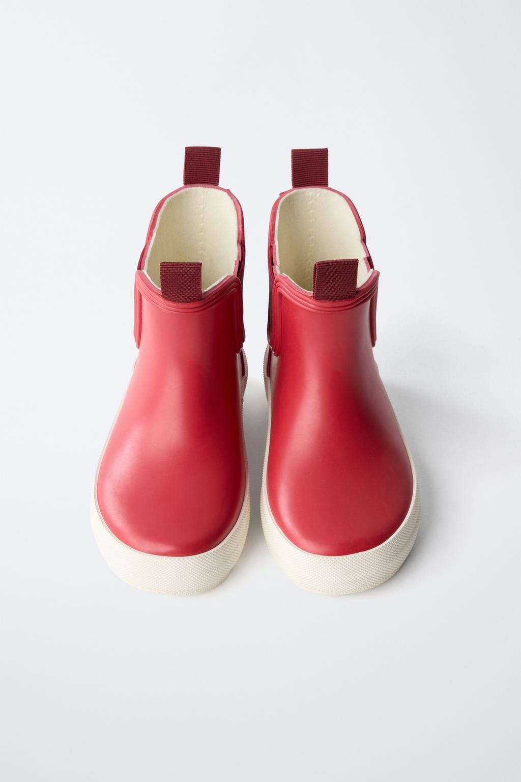 БОТИНКИ С ЭЛАСТИЧНЫМИ ДЕТАЛЯМИ