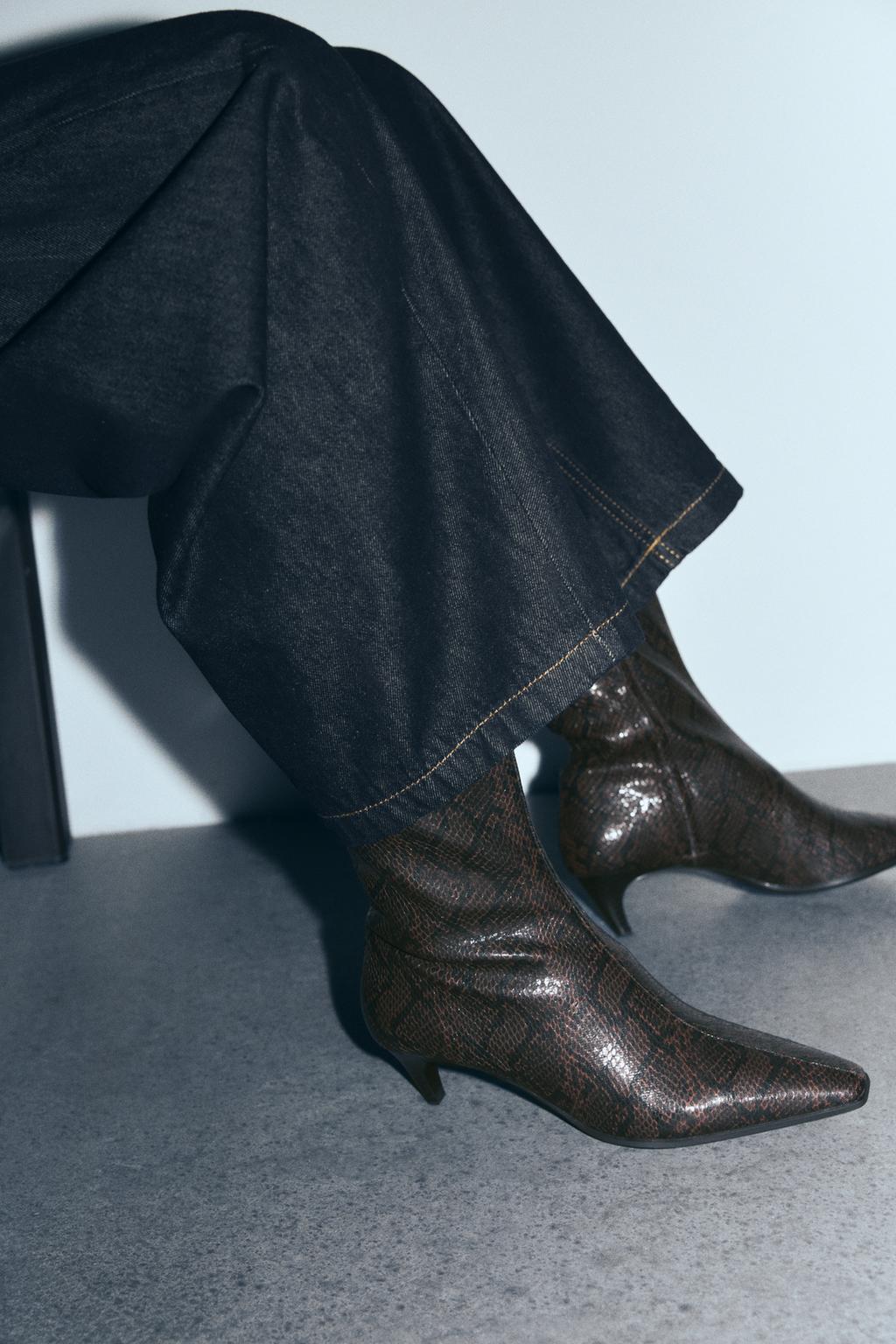 БОТИЛЬОНЫ НА КАБЛУКЕ С ПРИНТОМ