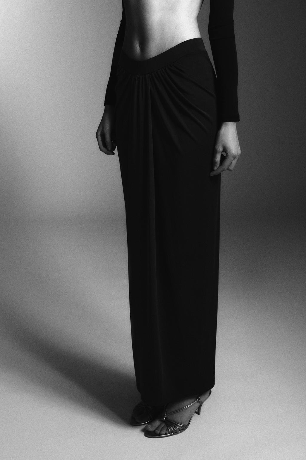 ДЛИННАЯ ЮБКА ИЗ КРЕПА СО СБОРКАМИ