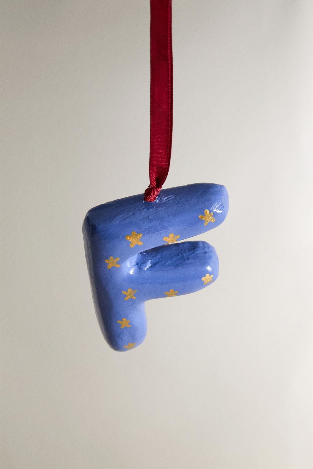 Рождественское украшение для ёлки буква f