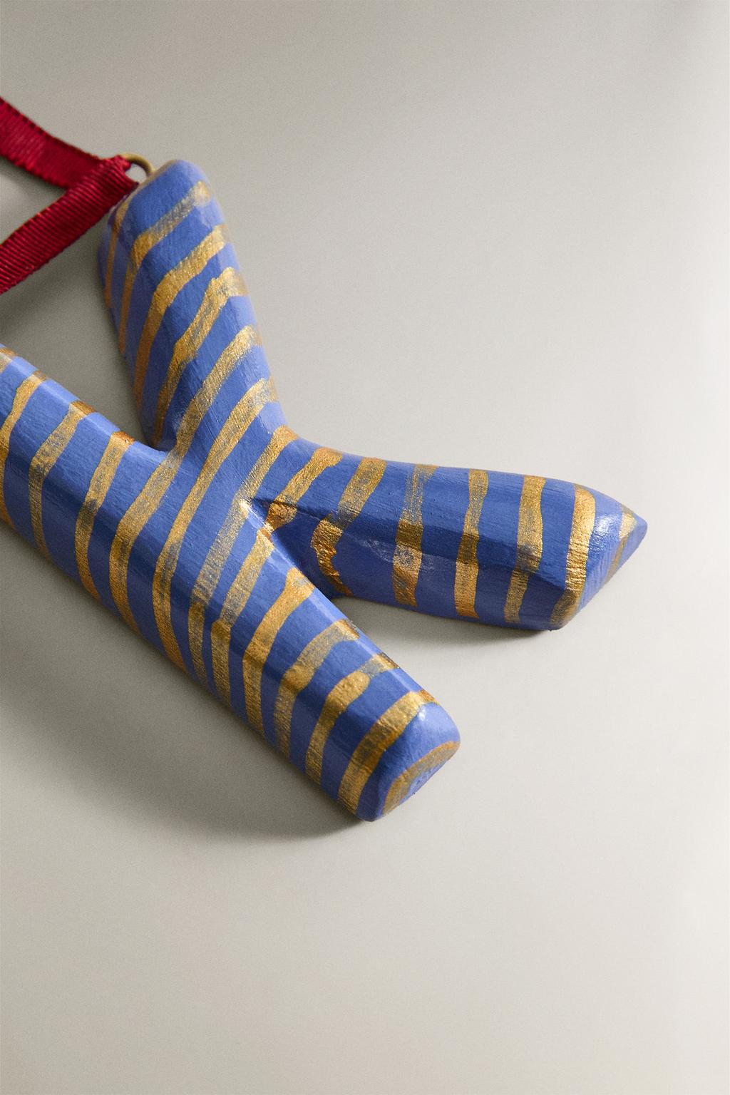 Рождественская игрушка для ёлки буква к