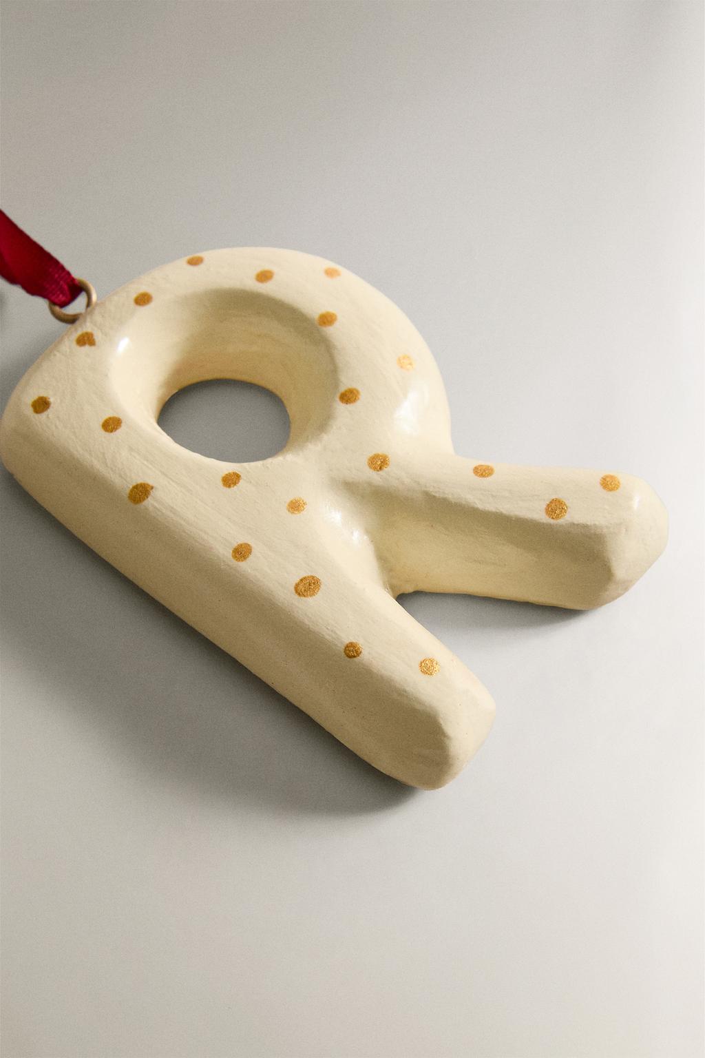 Рождественское украшение елки буква r