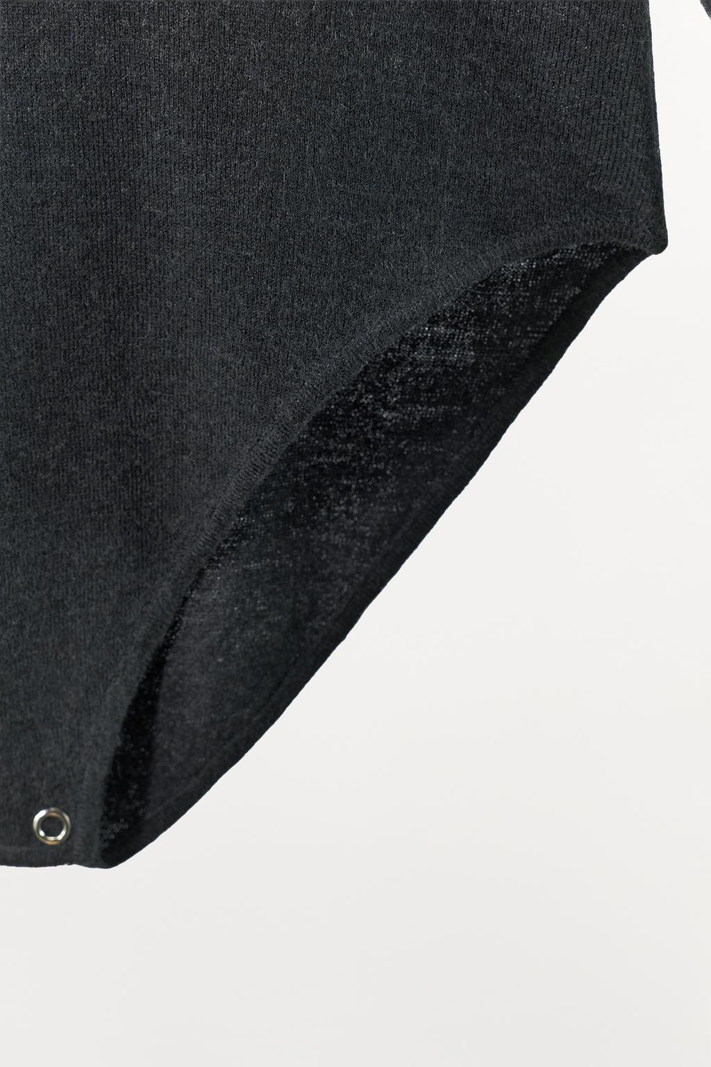 ТРИКОТАЖНОЕ БОДИ С ПЛЕЧАМИ