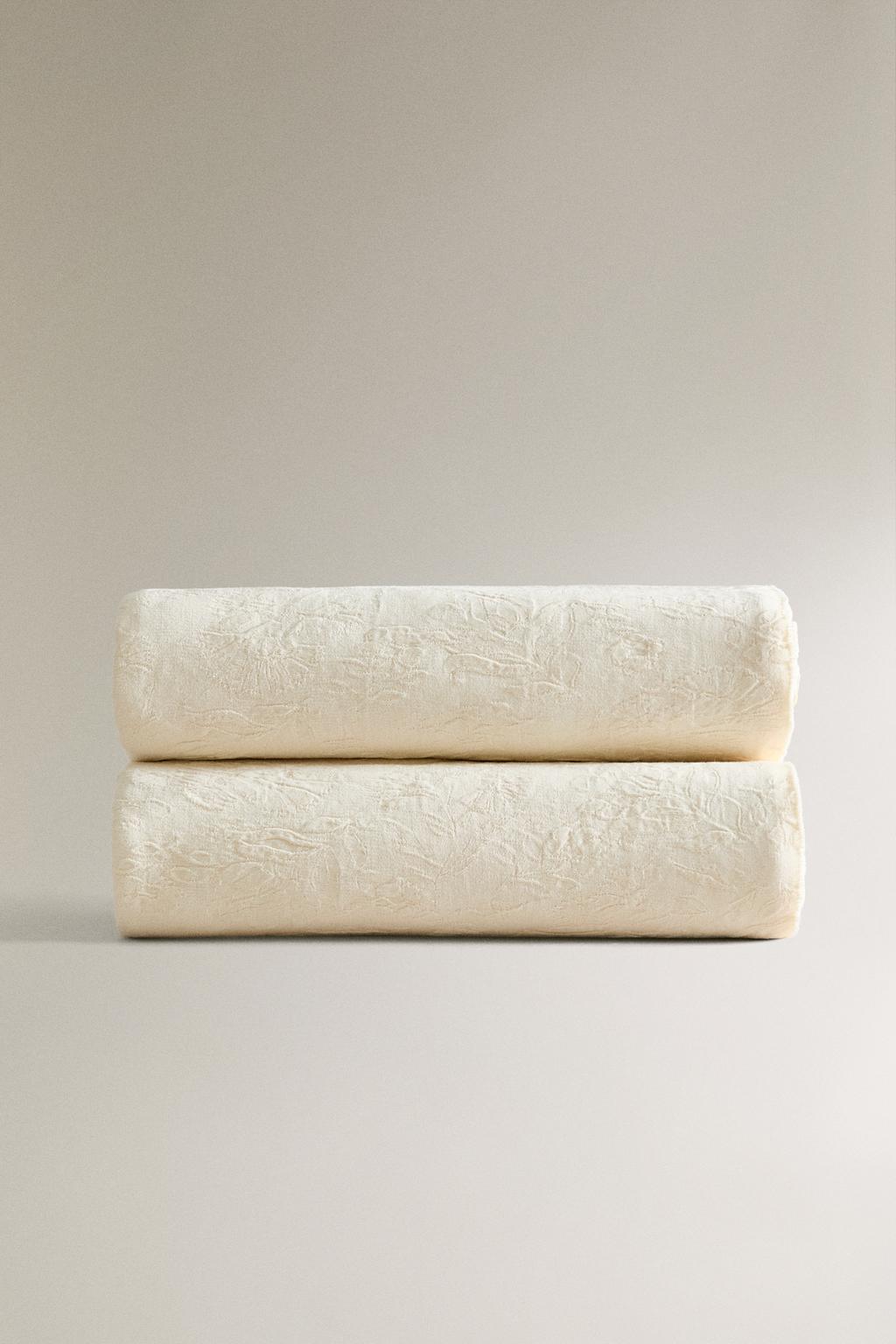 Покрывало с цветочным жаккардовым узором