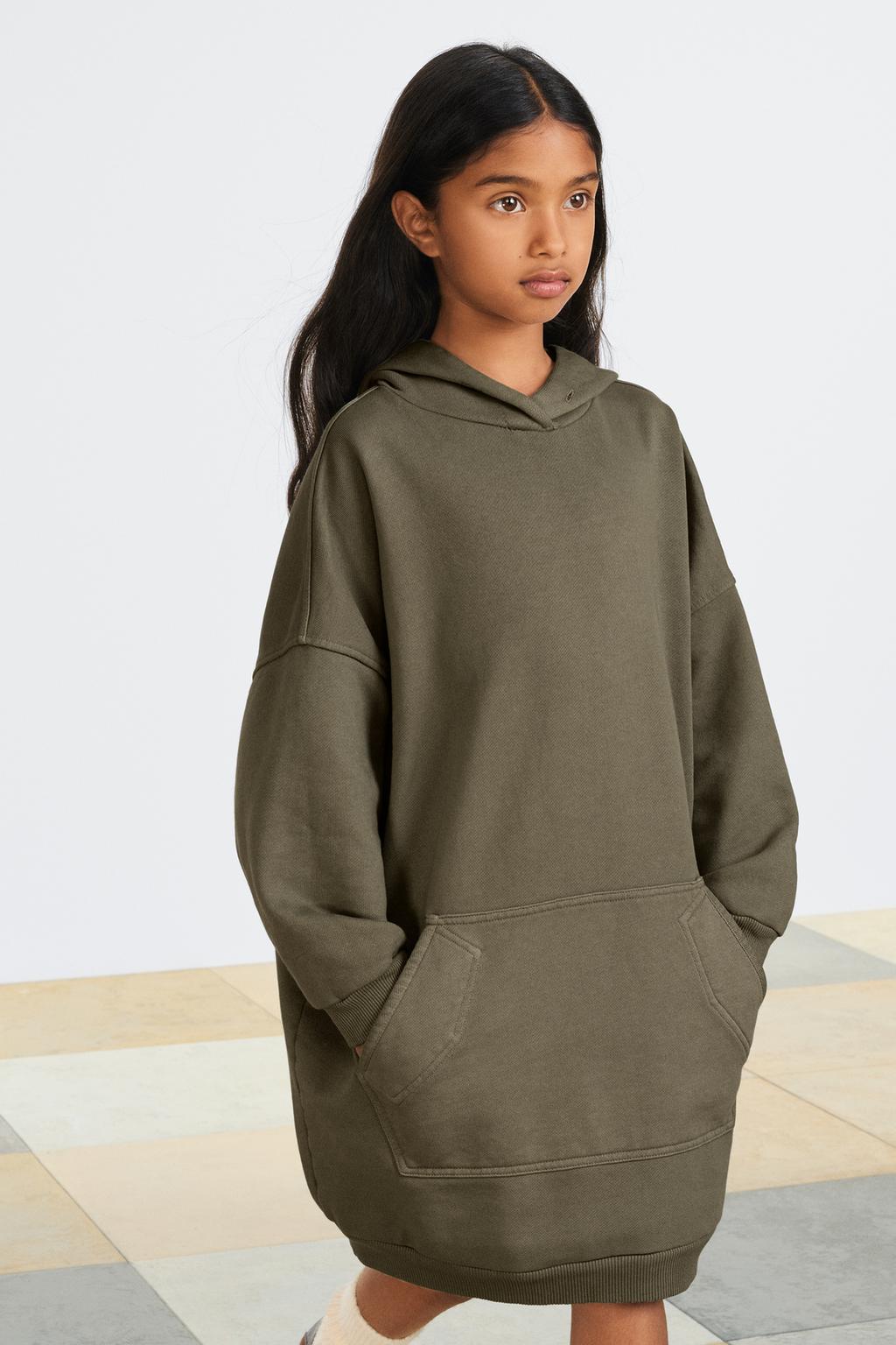 Платье с капюшоном 15