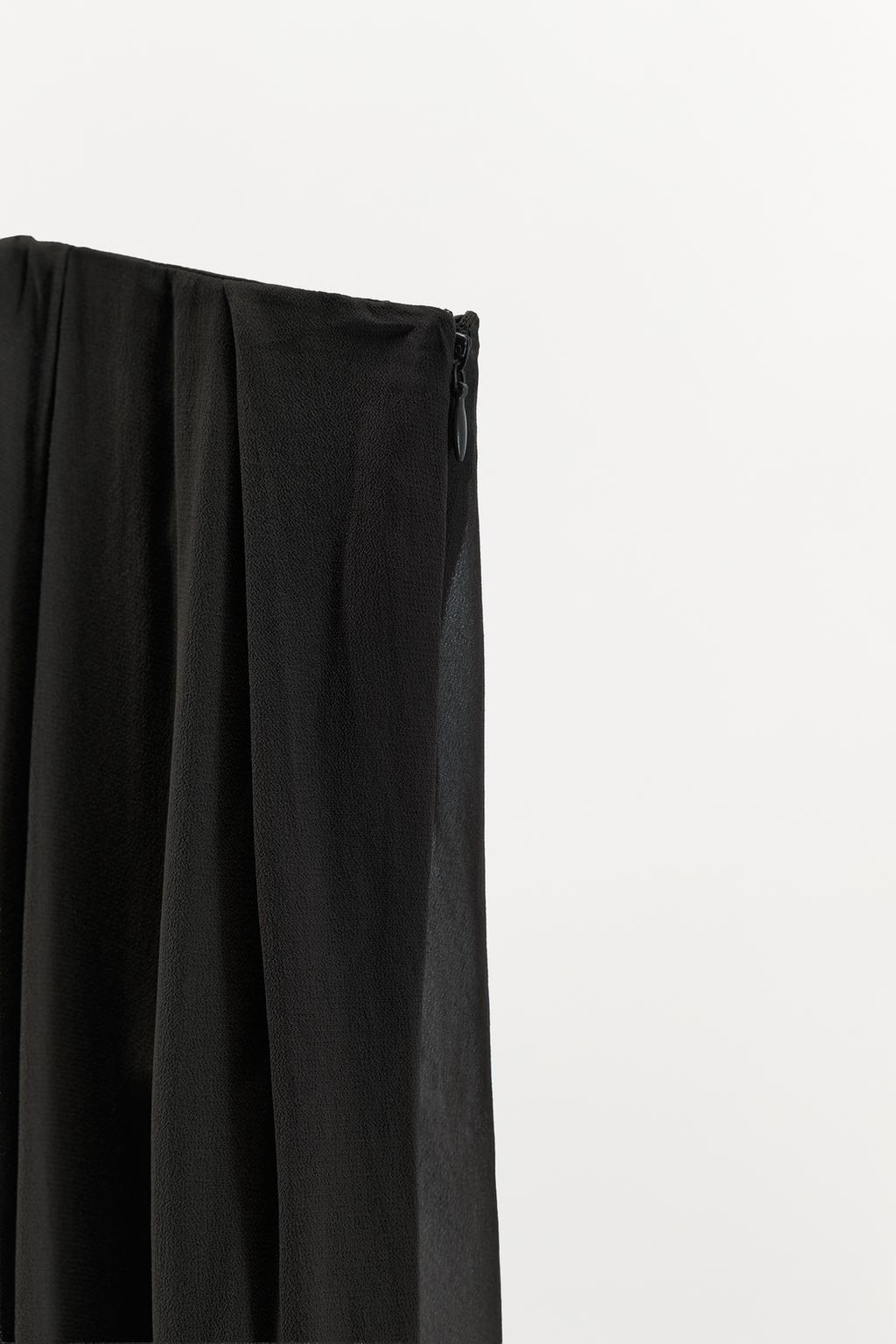 ПЛАТЬЕ МИДИ С ОТКРЫТЫМИ ПЛЕЧАМИ