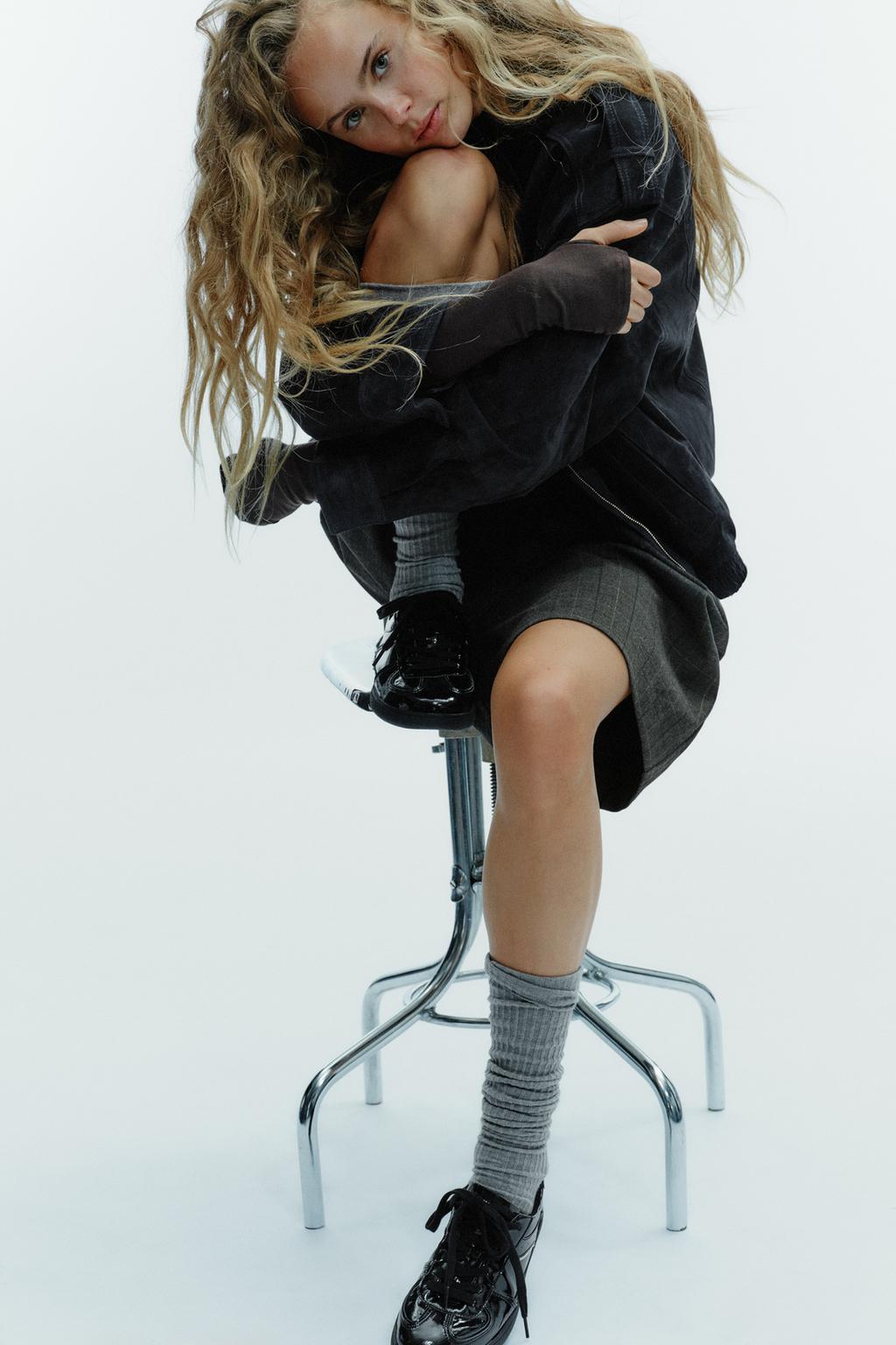 ЛАКИРОВАННЫЕ КРОССОВКИ