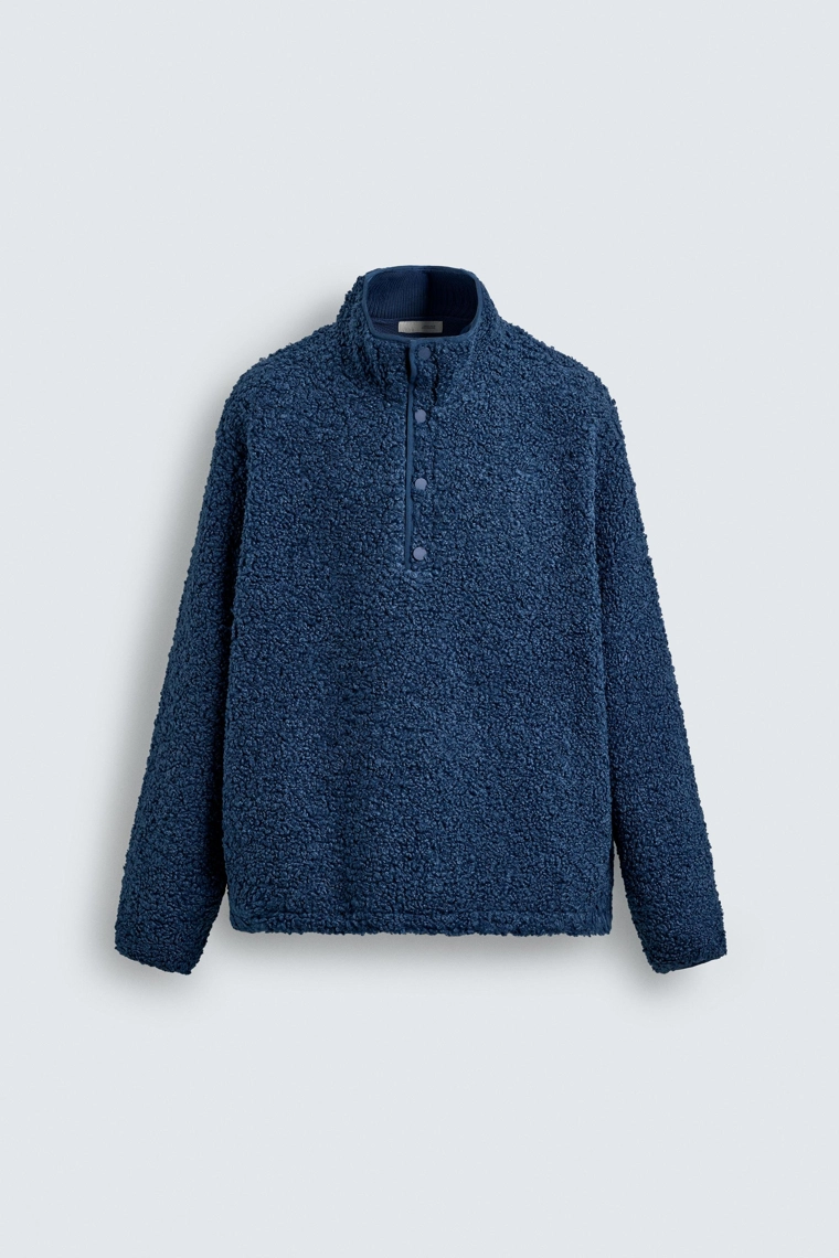 ТОЛСТОВКА ИЗ ПОЛАРФЛИСА С ЭФФЕКТОМ ИСКУССТВЕННОГО МЕХА