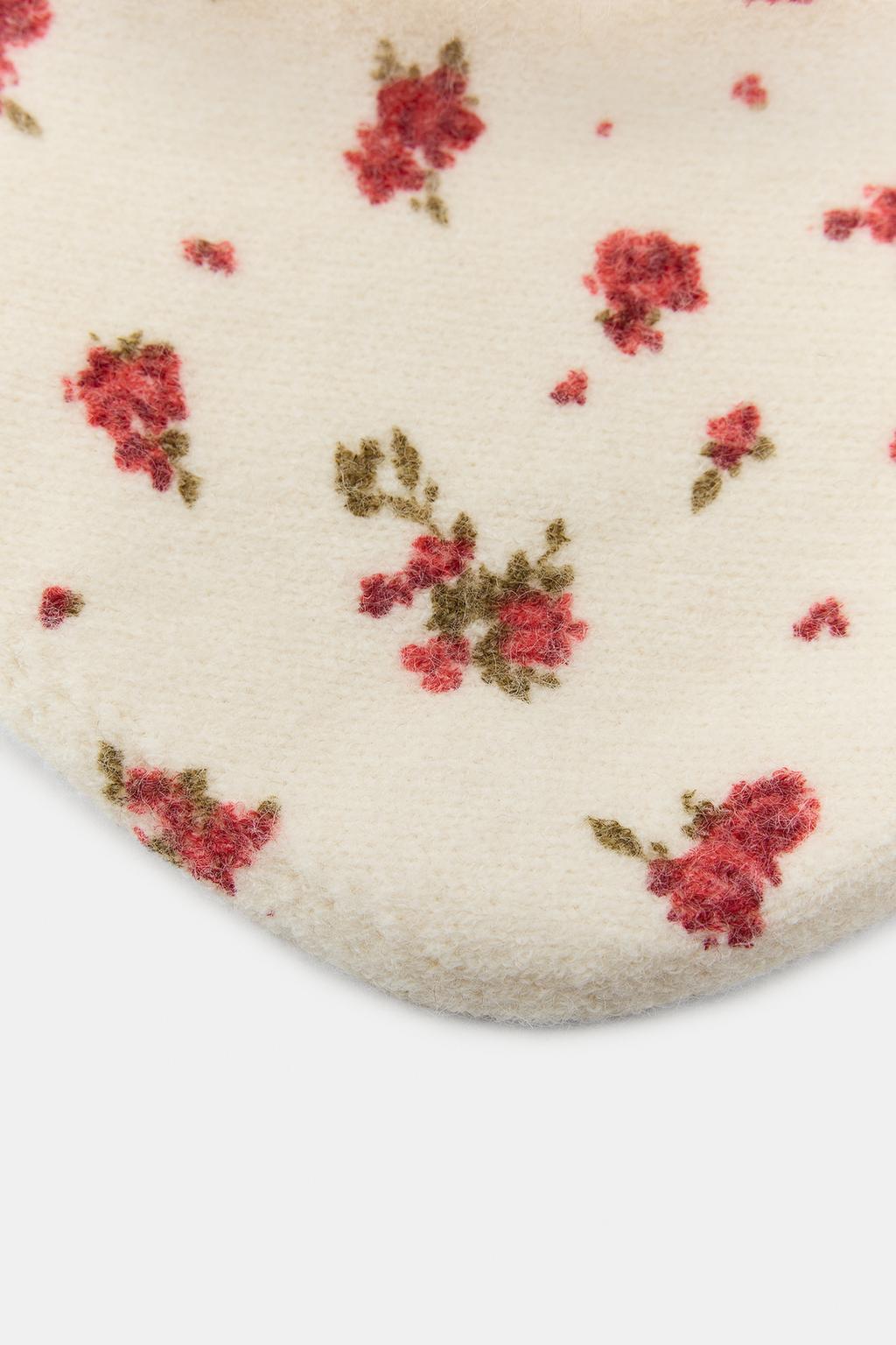 ТРИКОТАЖНАЯ БАНДАНА С ЦВЕТОЧНЫМ ПРИНТОМ