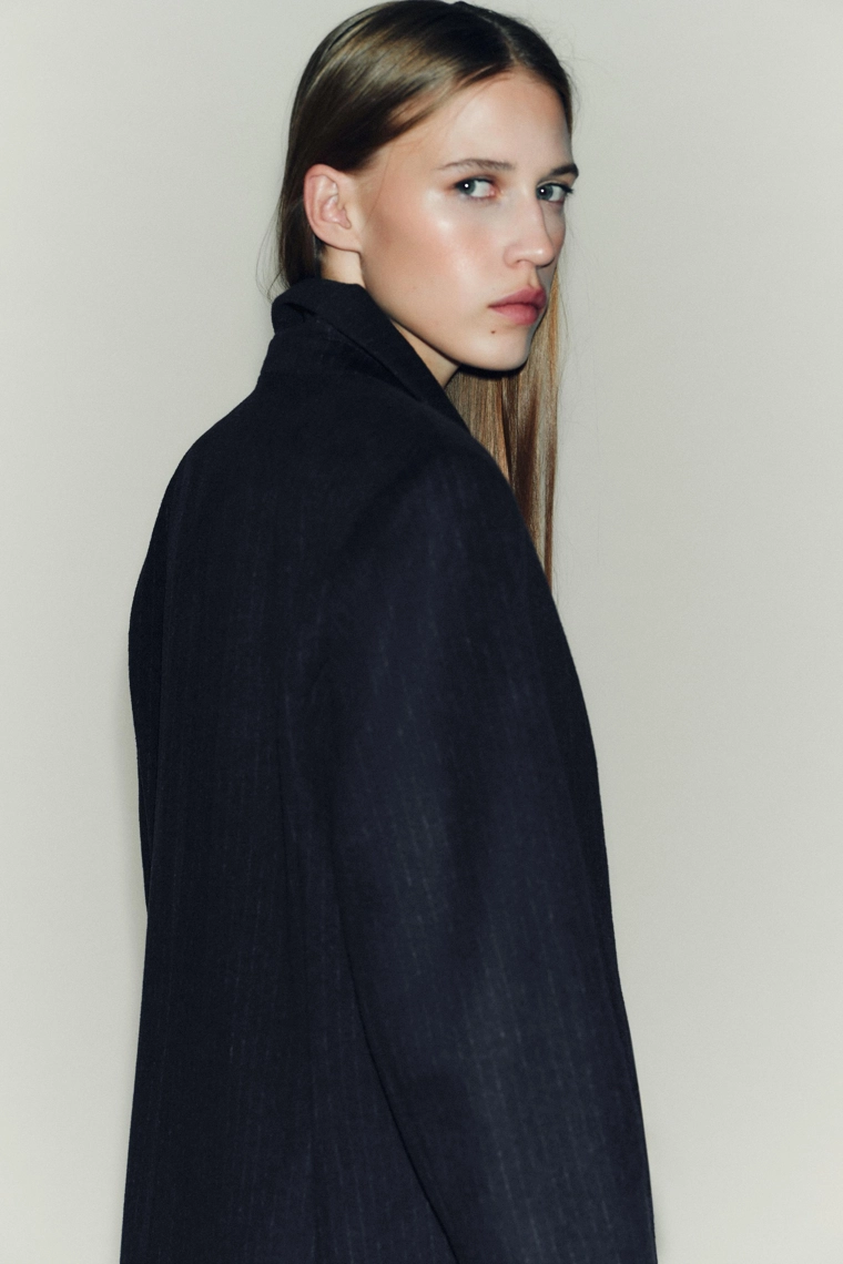 БЛЕЙЗЕР ИЗ ШЕРСТИ В ТОНКУЮ ПОЛОСКУ