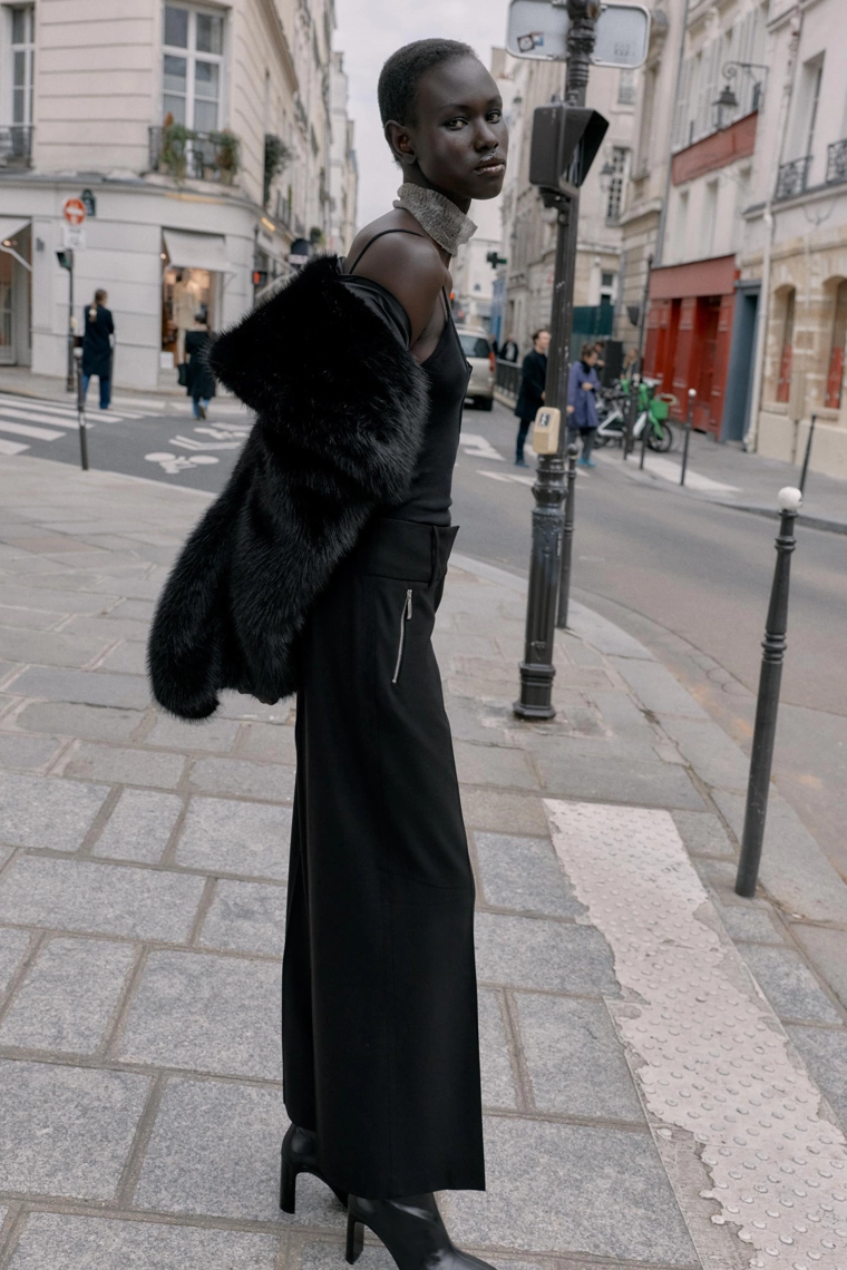 БРЮКИ С КАРМАНАМИ НА МОЛНИИ