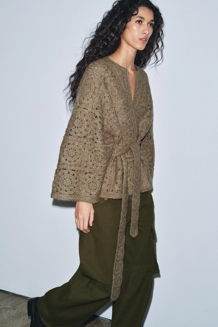 ВЯЗАНЫЙ КАРДИГАН С ПОЯСОМ